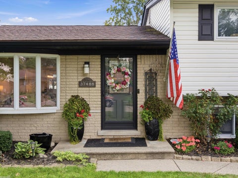 Tiny photo for 37488 Ladue Street, Clinton Charter Township, MI 48036 (MLS # 58050220131)