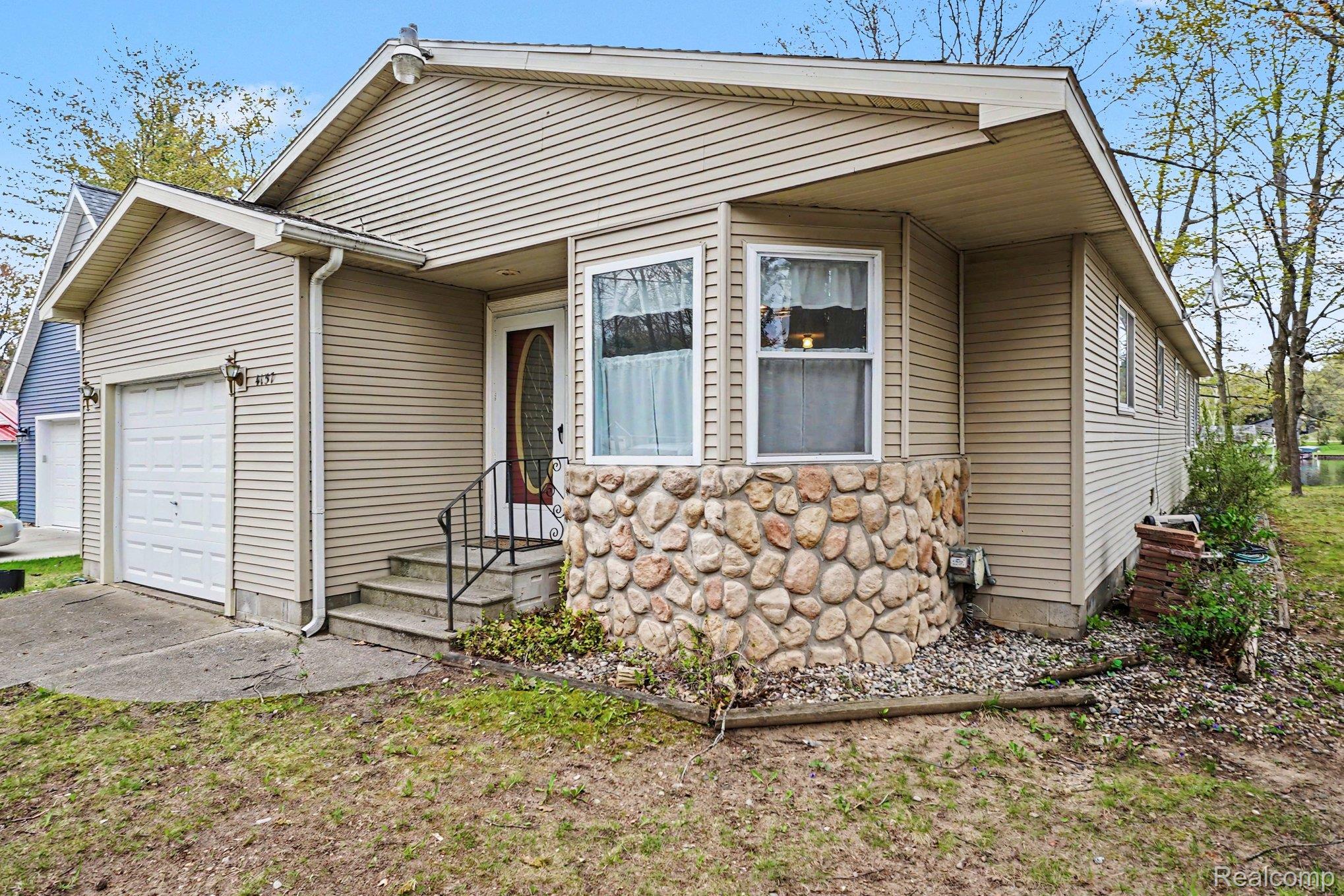 4157 Betty Lee Boulevard