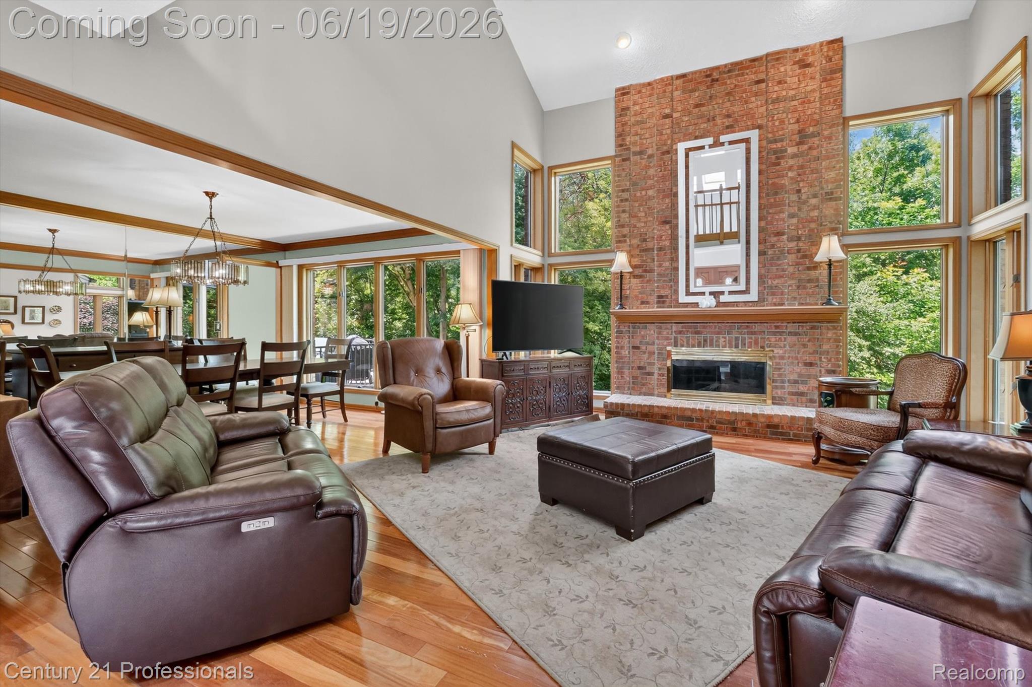 17517 Ellen Drive