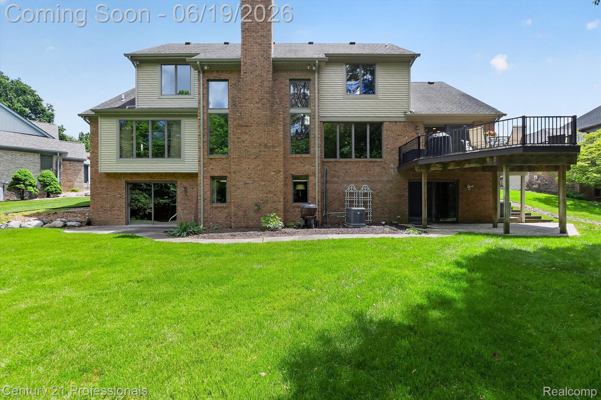 17517 Ellen Drive
