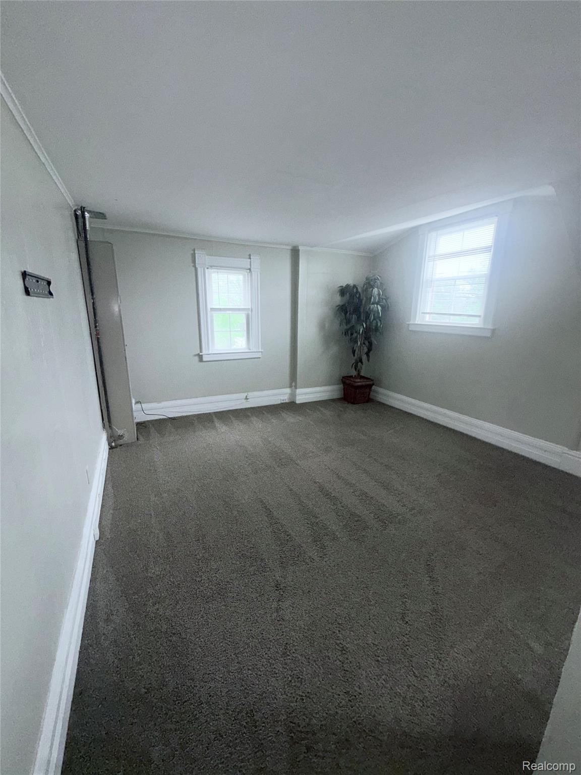 415 Coutant Street B