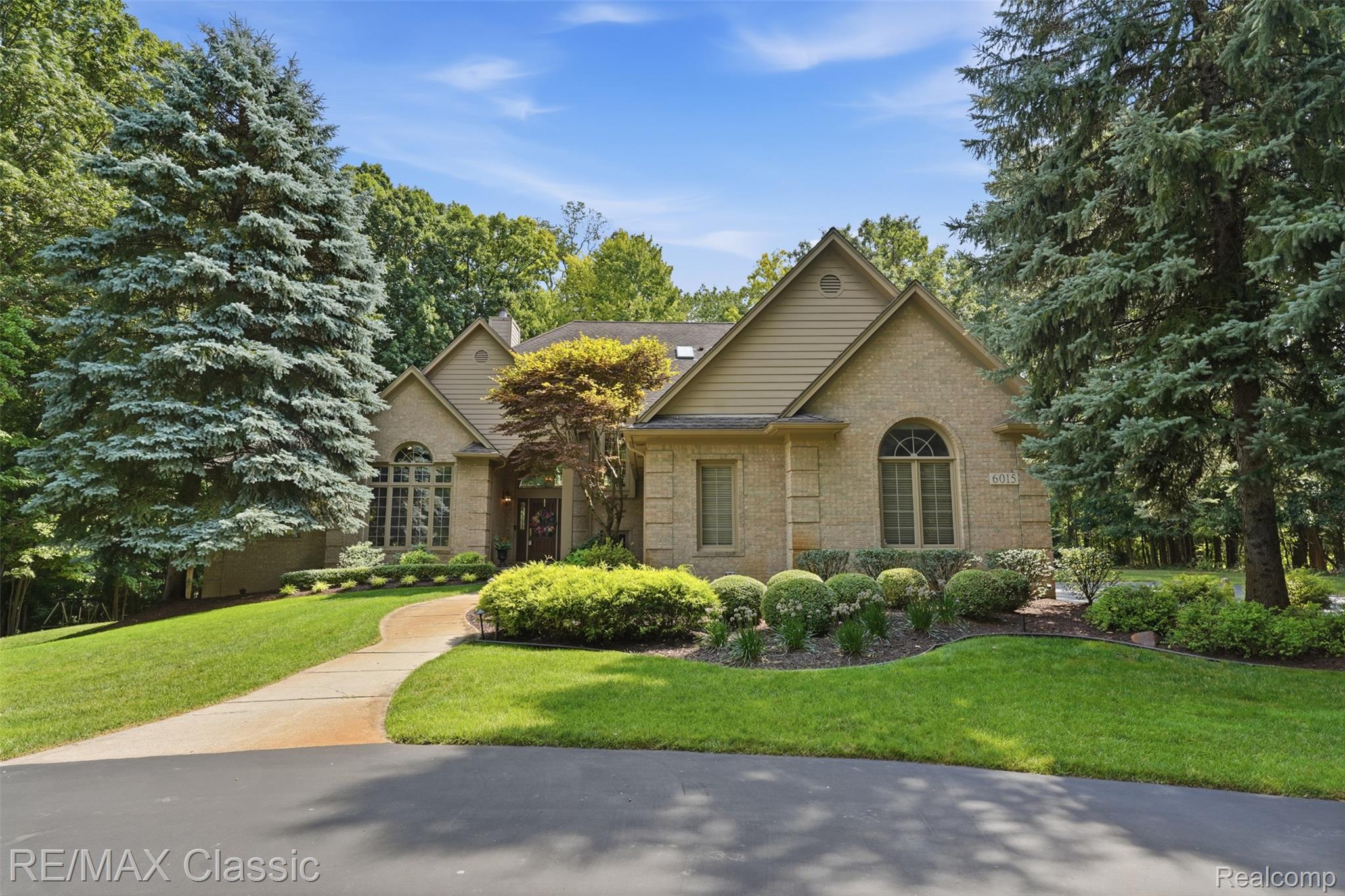 6015 Lynne Hollow Drive