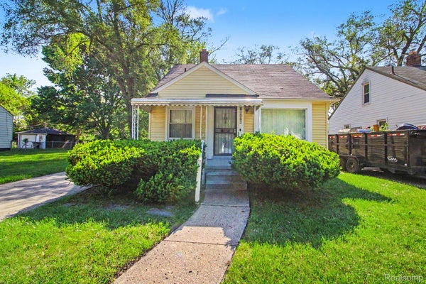 18426 WINTHROP ST, DETROIT, MI 48235 - Image 26f32d75746b126ff34b4d4f6fa2c2cd/413599120