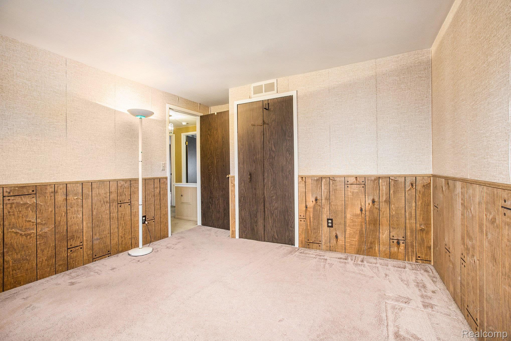 Taylor, Michigan 48180, United States, 4 Bedrooms Bedrooms, ,3 BathroomsBathrooms,Residential,Active,247535