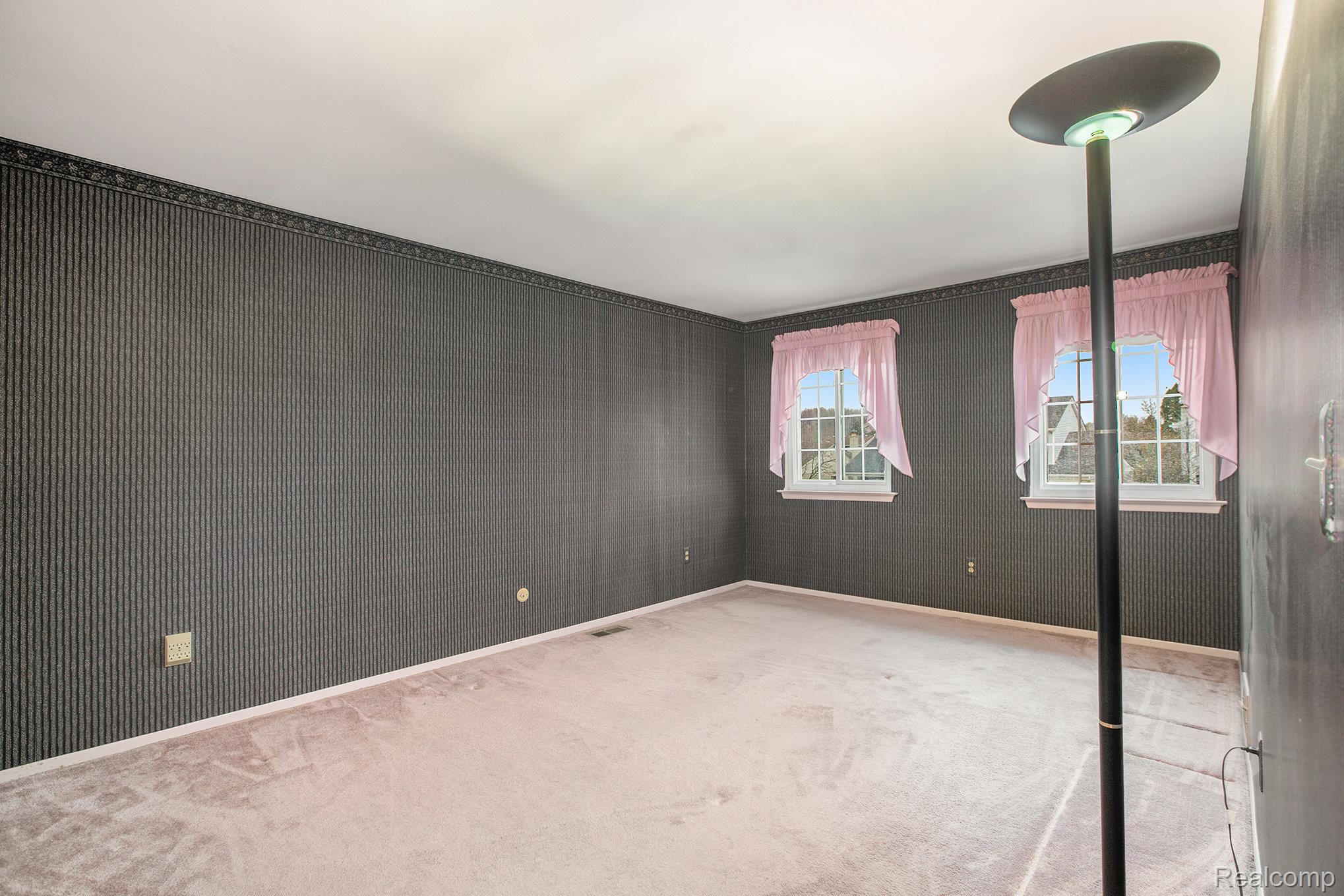 Taylor, Michigan 48180, United States, 4 Bedrooms Bedrooms, ,3 BathroomsBathrooms,Residential,Active,247535