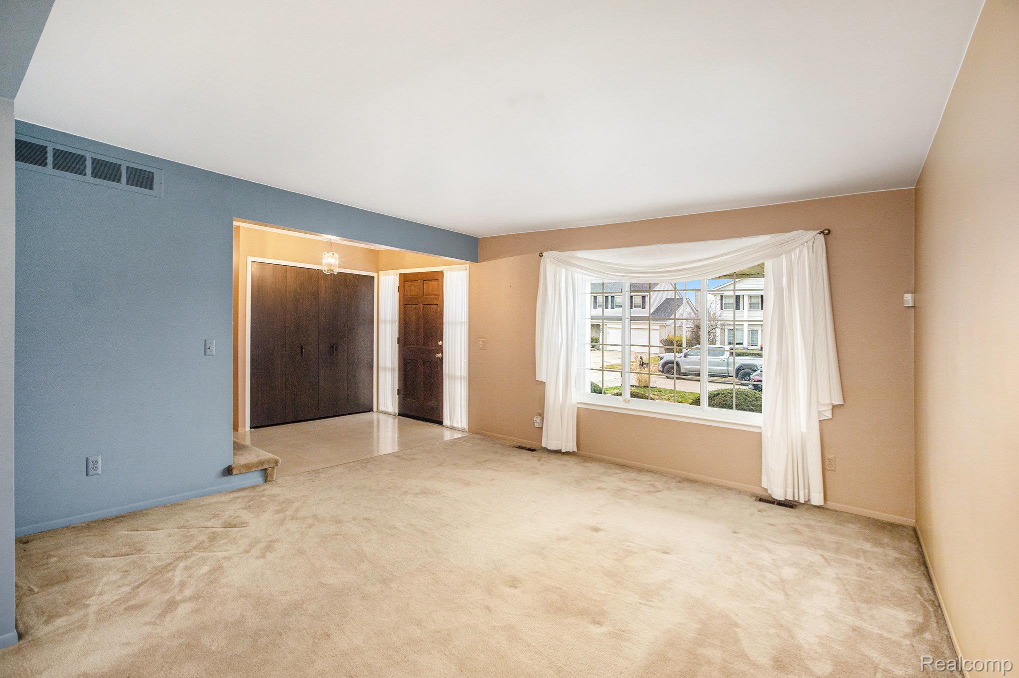 Taylor, Michigan 48180, United States, 4 Bedrooms Bedrooms, ,3 BathroomsBathrooms,Residential,Active,247535