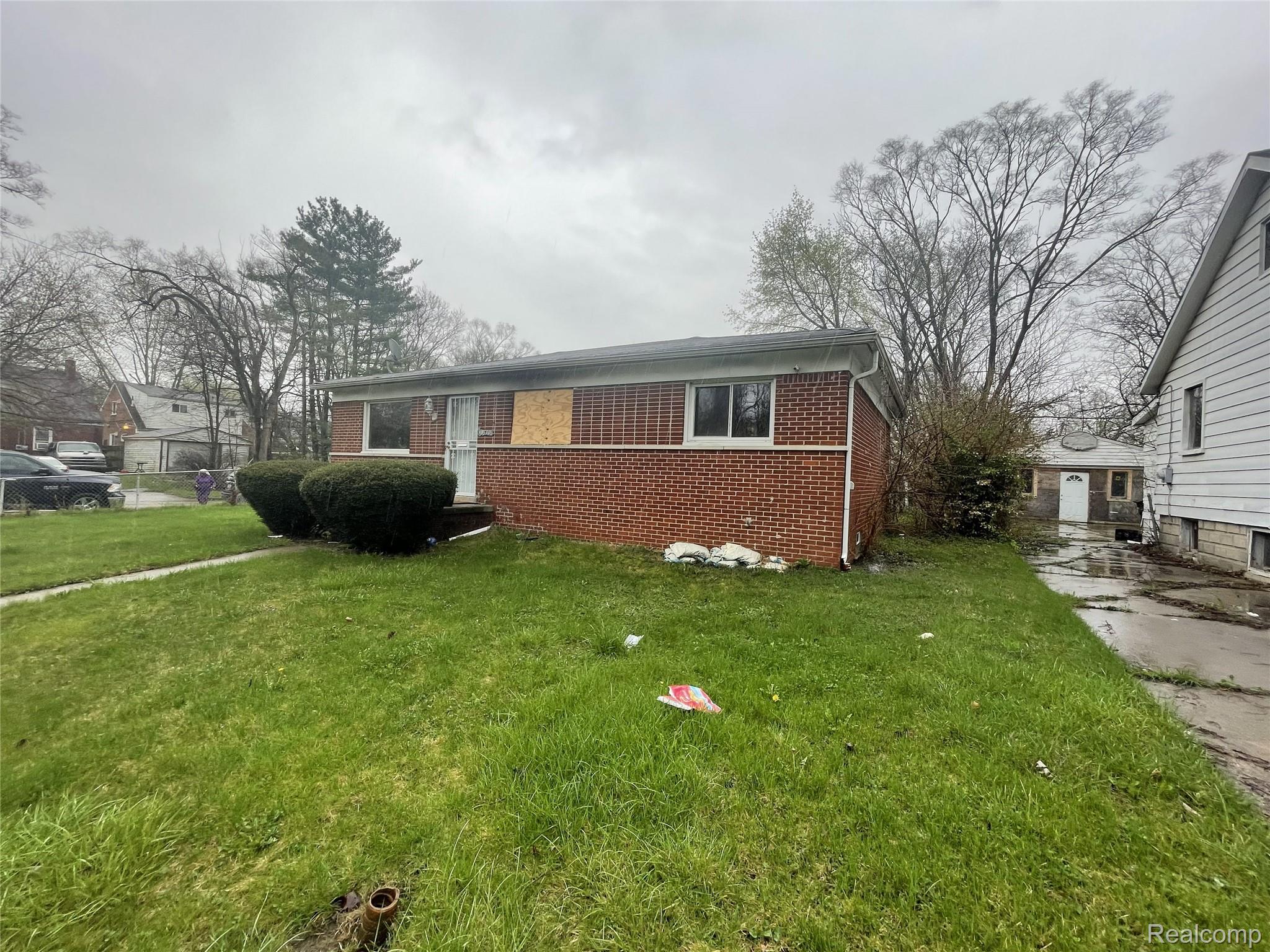 15510 Faircrest Street