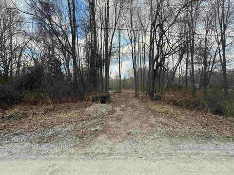 6136 High Road Clay Township MI 48001