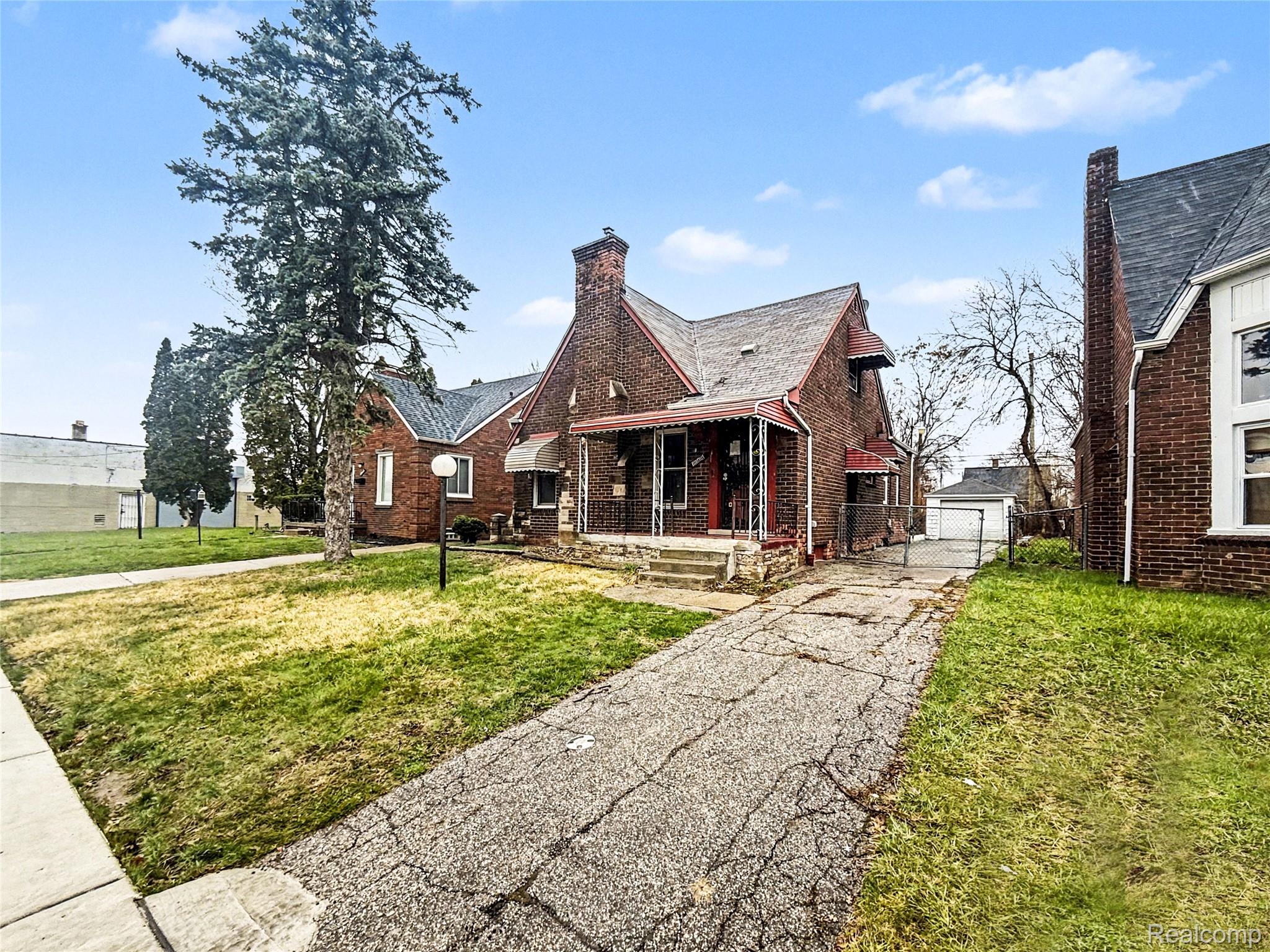 11336 Courville Street