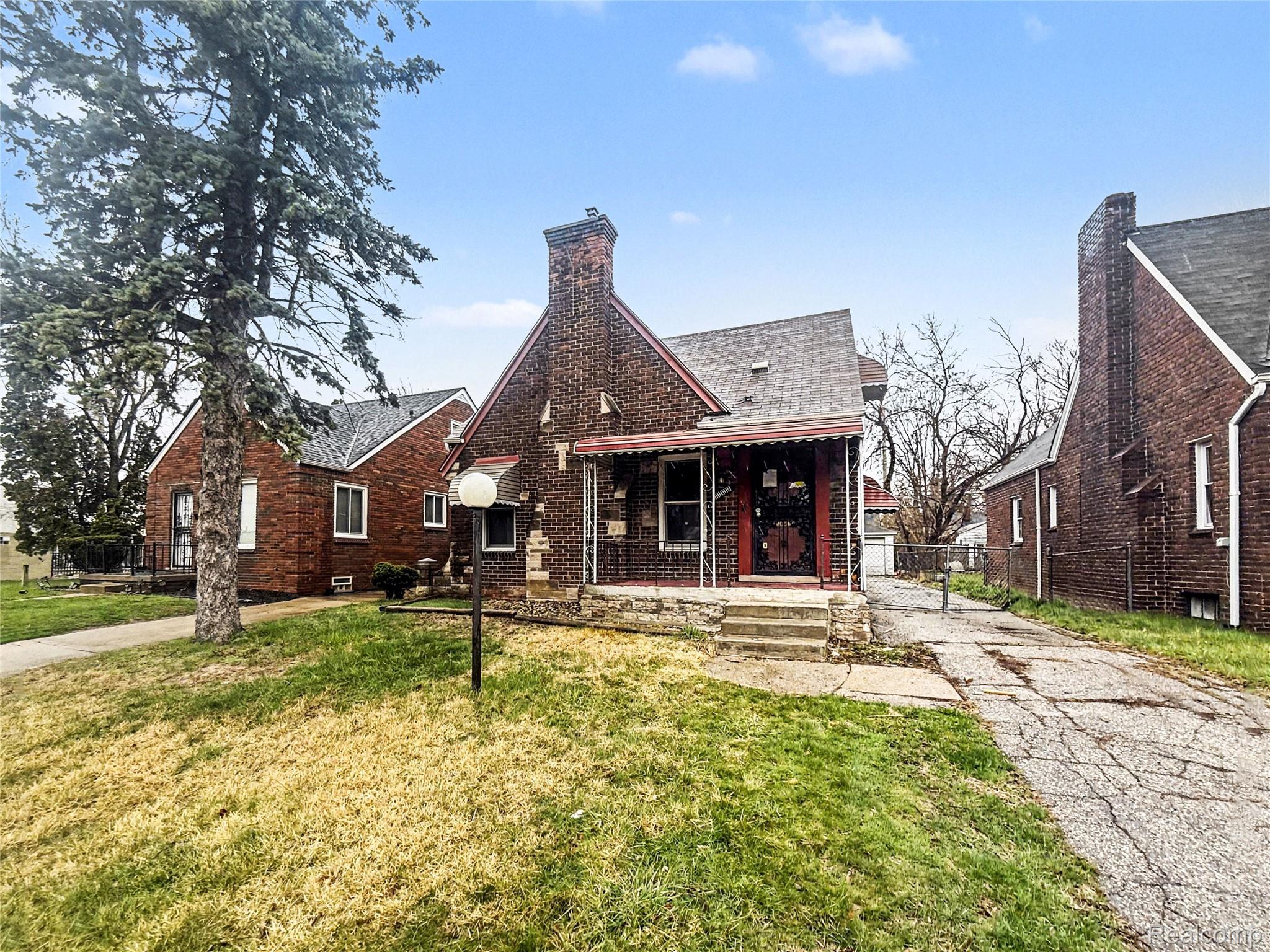 11336 Courville Street