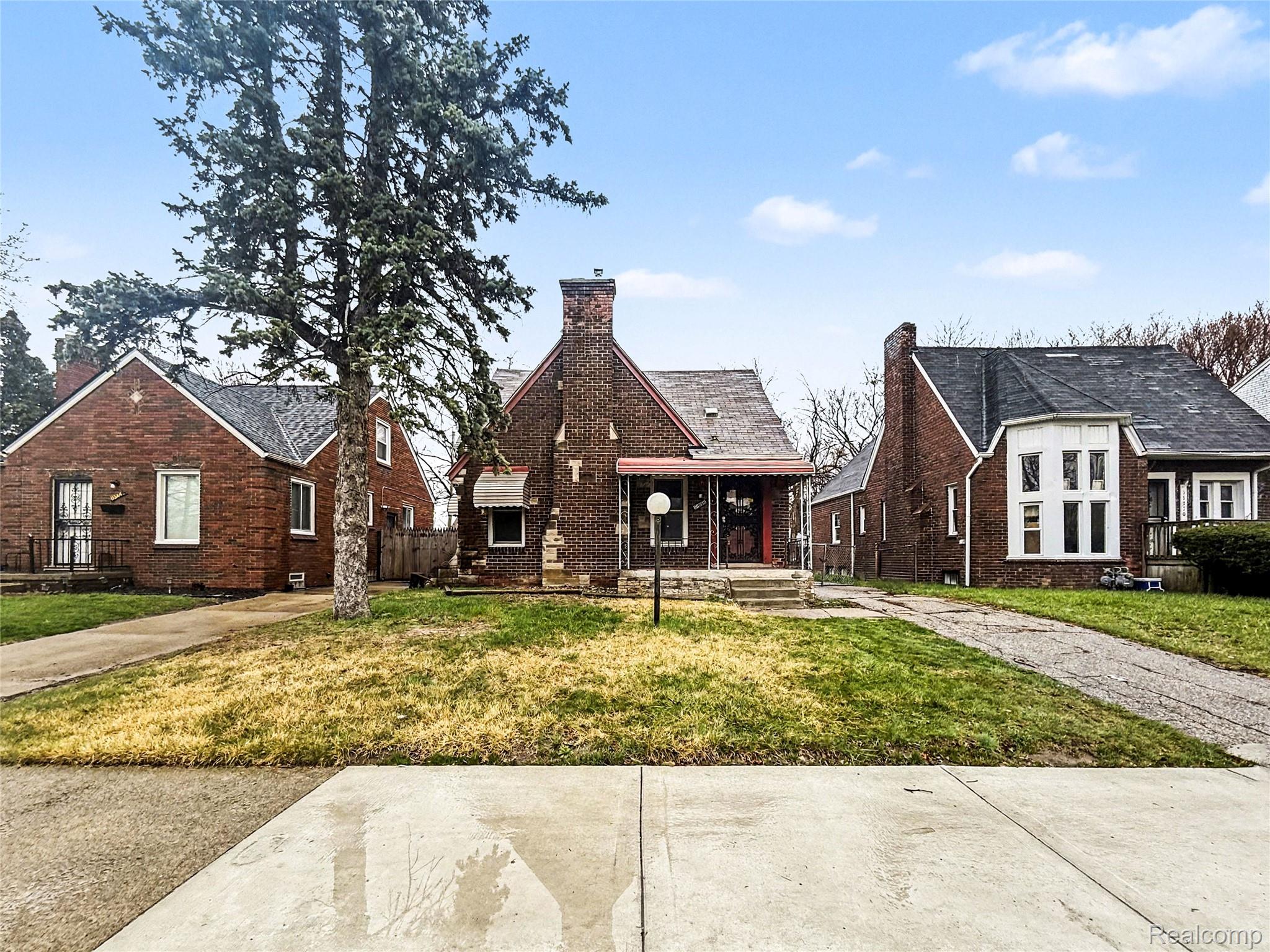 11336 Courville Street