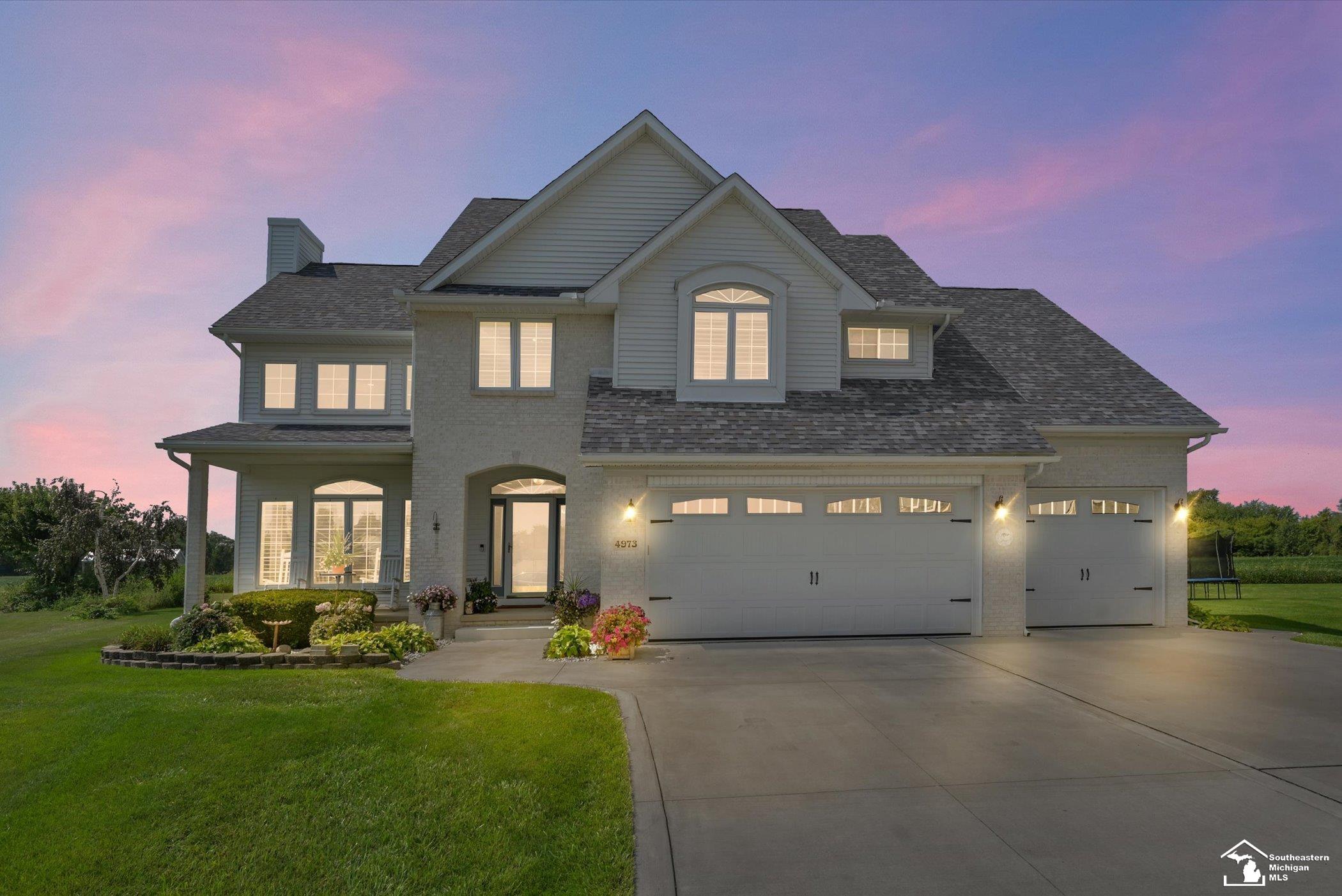 4973 Northfield Drive