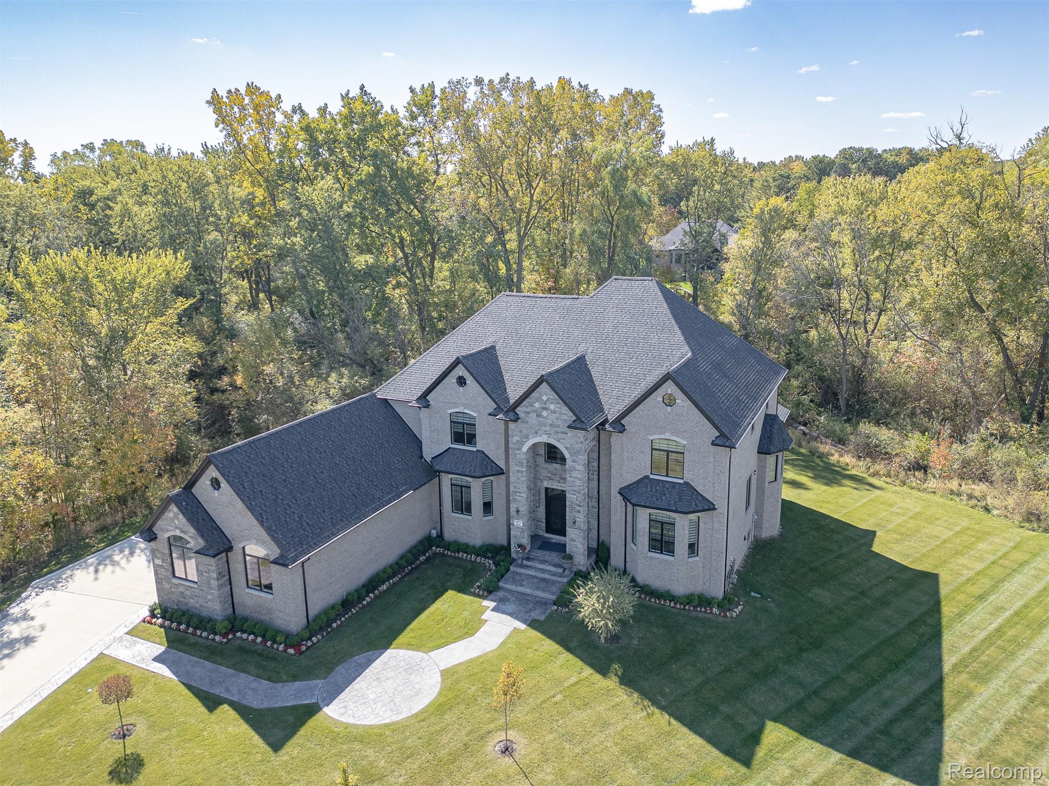 3118 Hickory Lawn Road