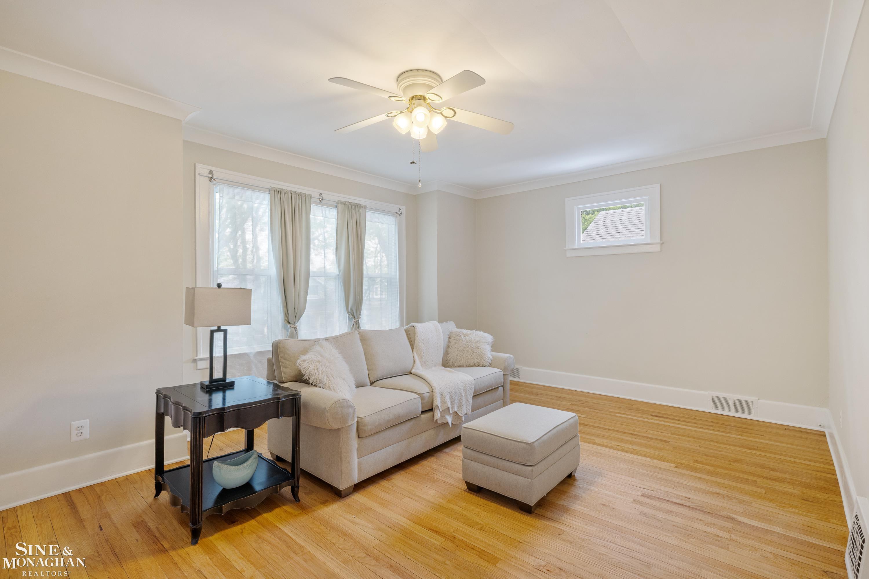 1332 Maryland Street