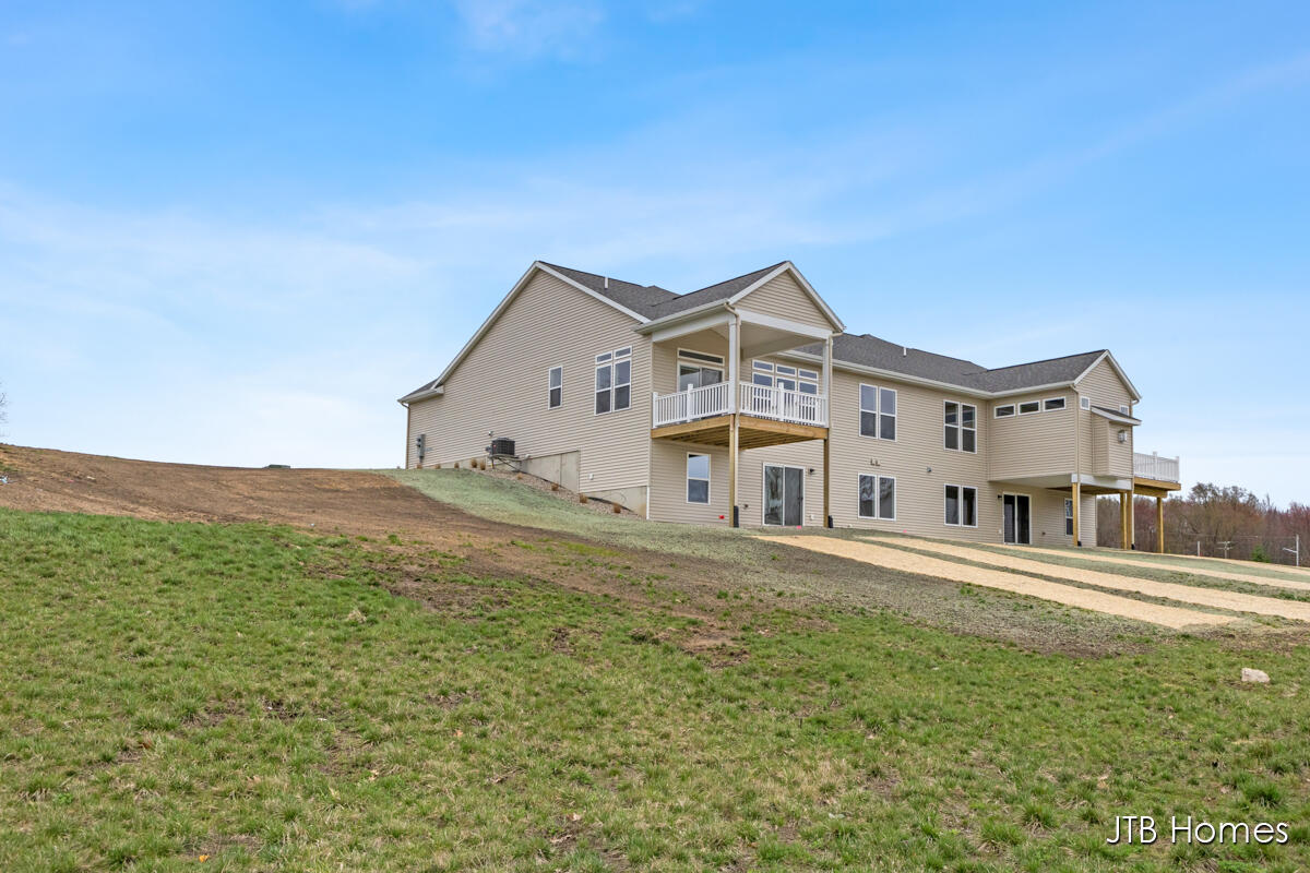 5561 Canal Avenue SW 65