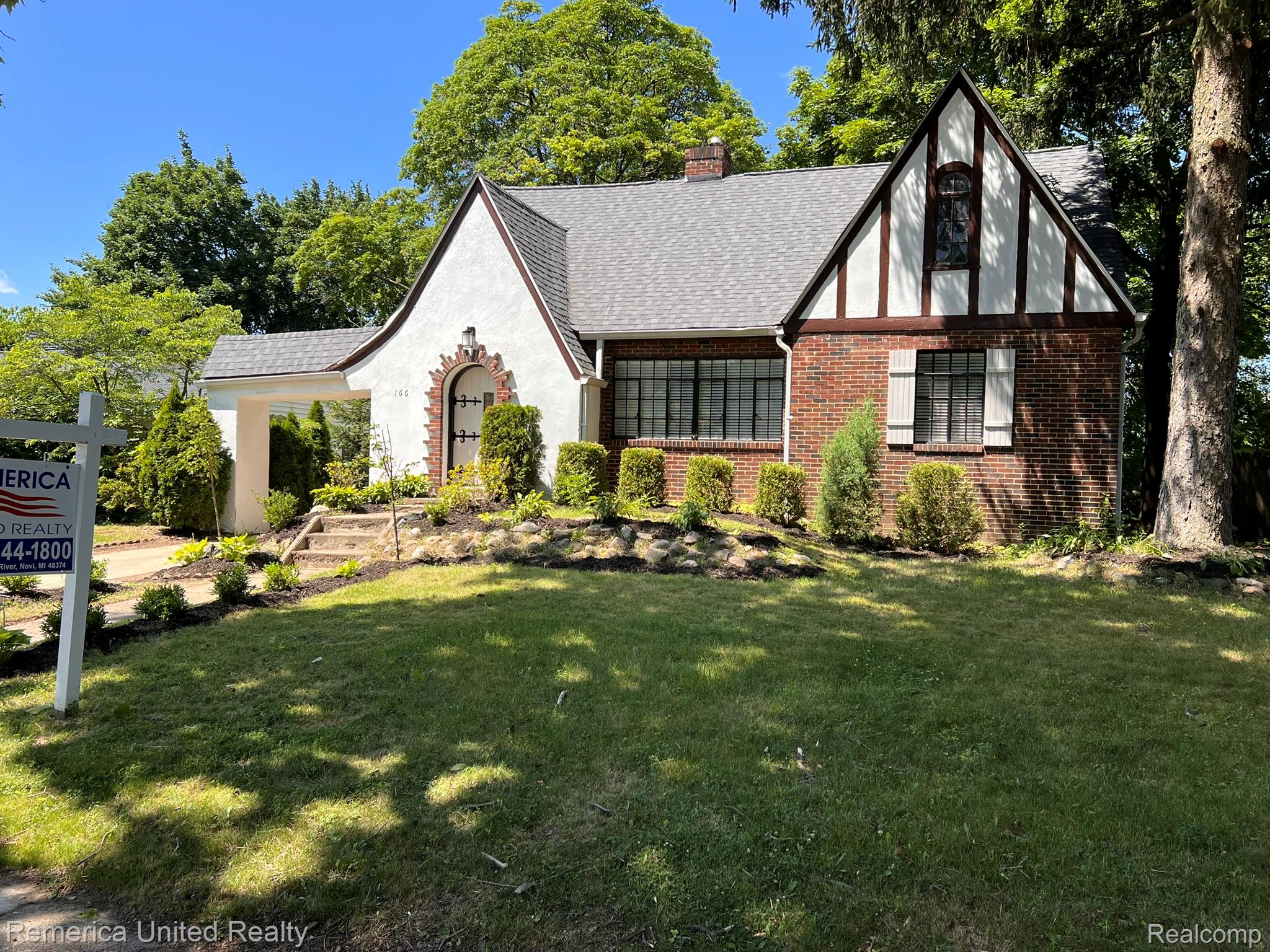 166 Cherokee Road