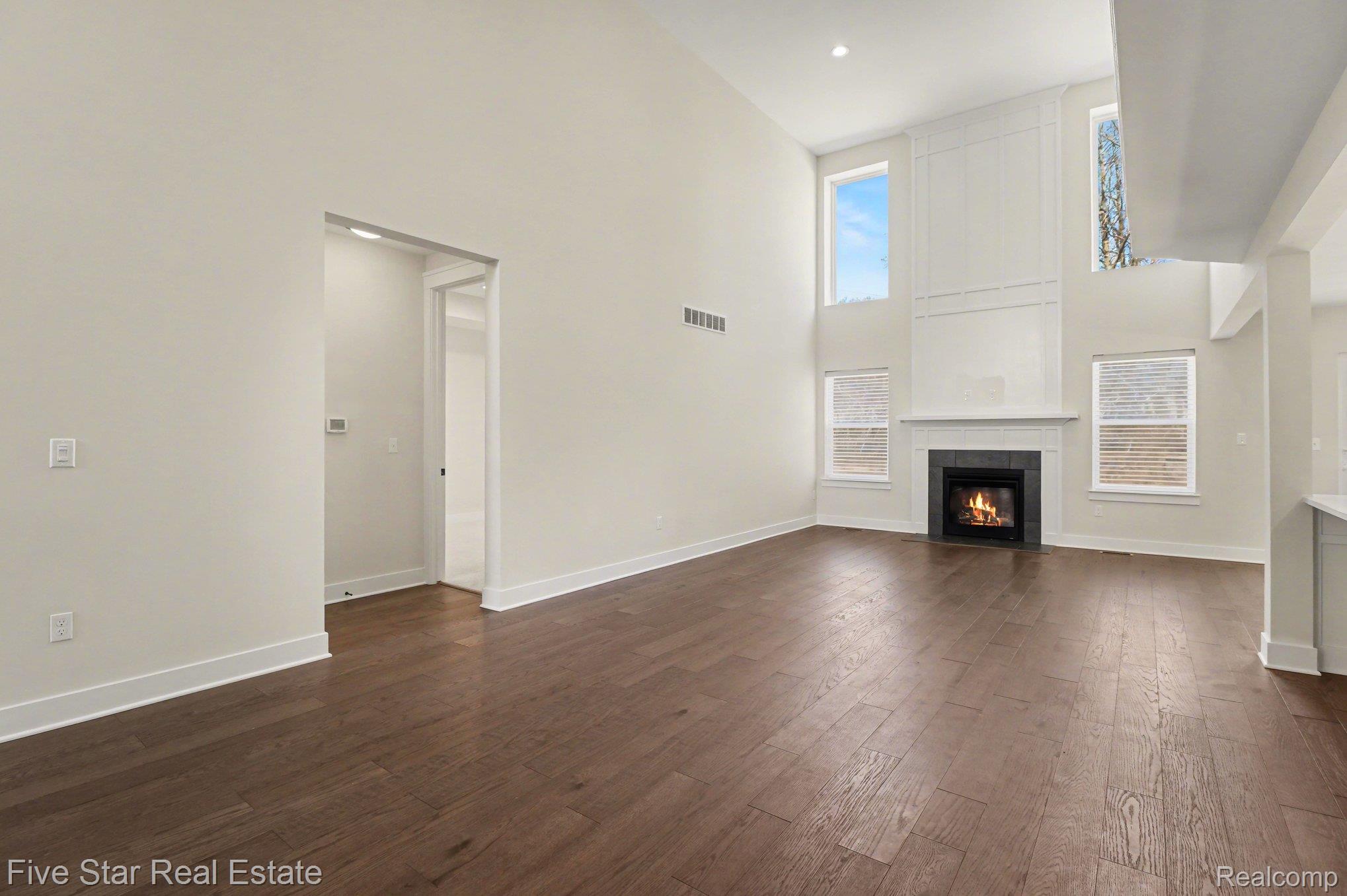 7842 Trailside Court