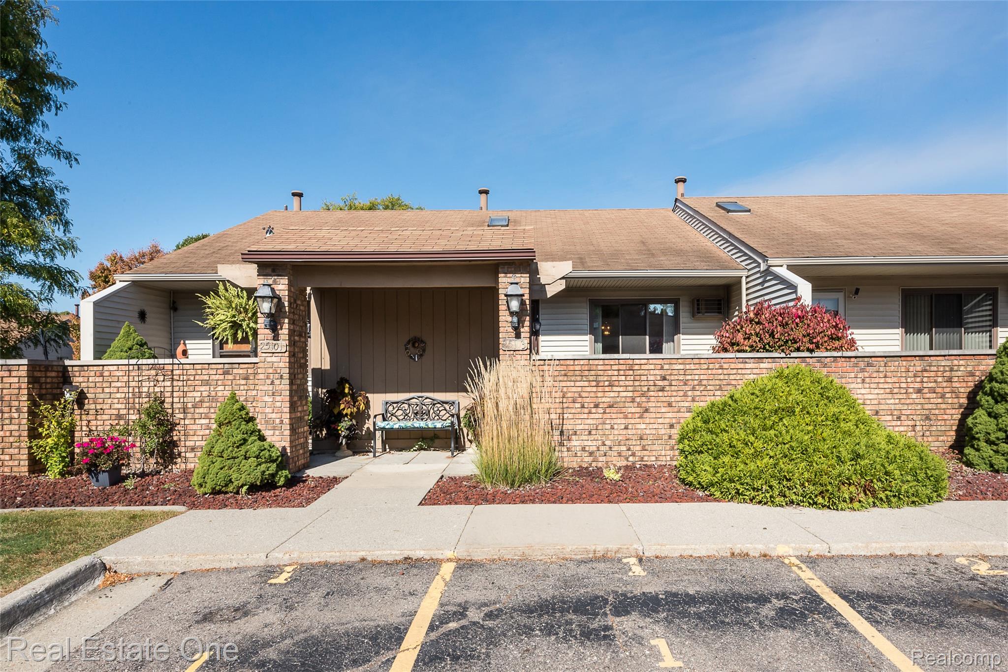 25103 Heritage 2