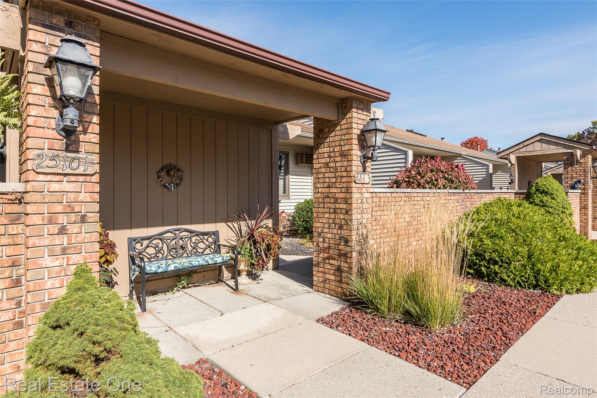 25103 Heritage 2