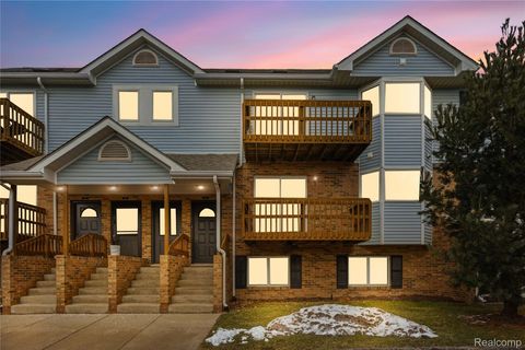 253 Pinewood Circle Plymouth City MI 48170