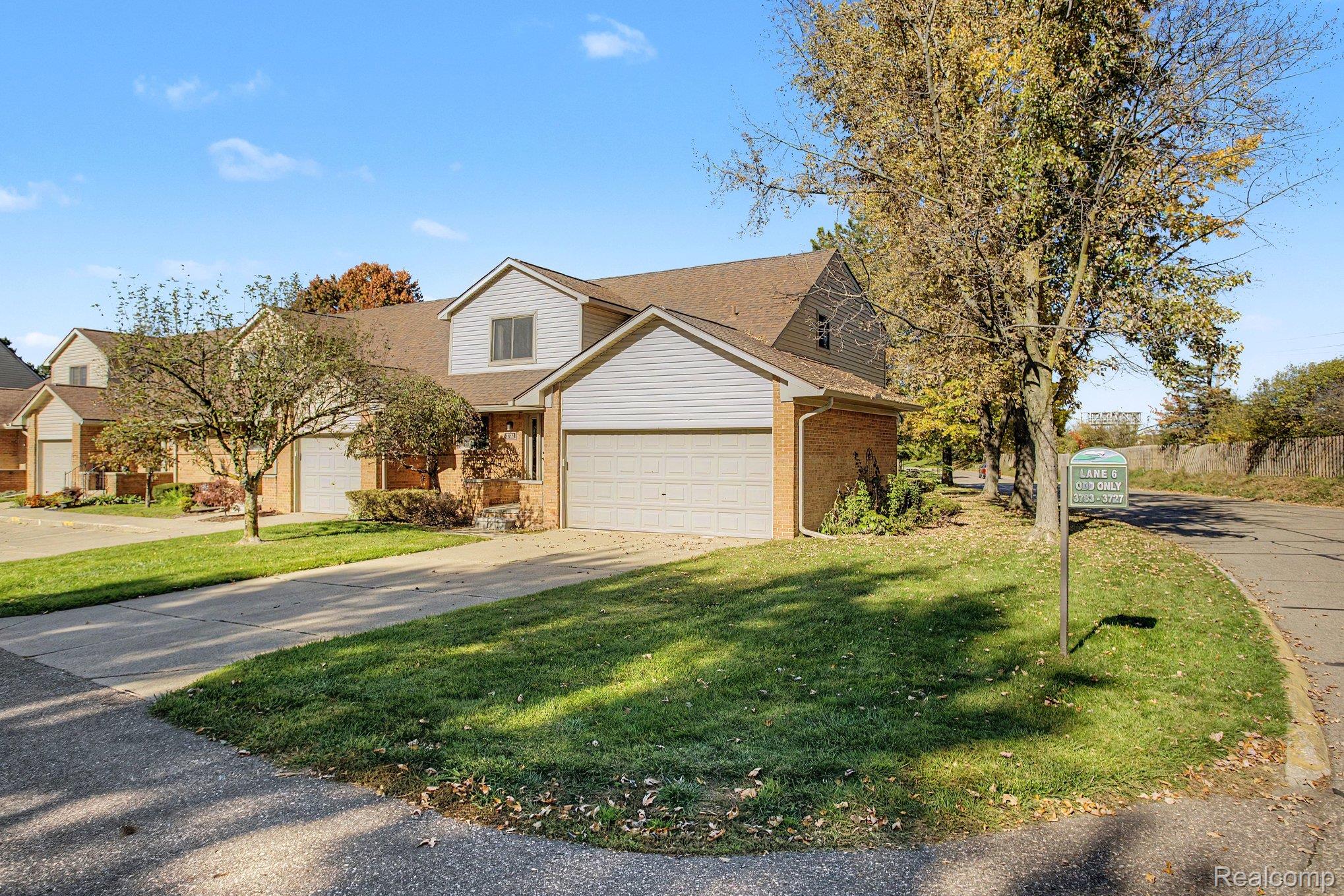 3783 Old Creek Road