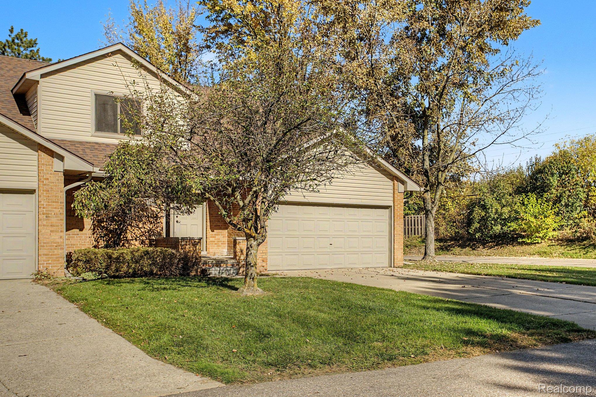 3783 Old Creek Road