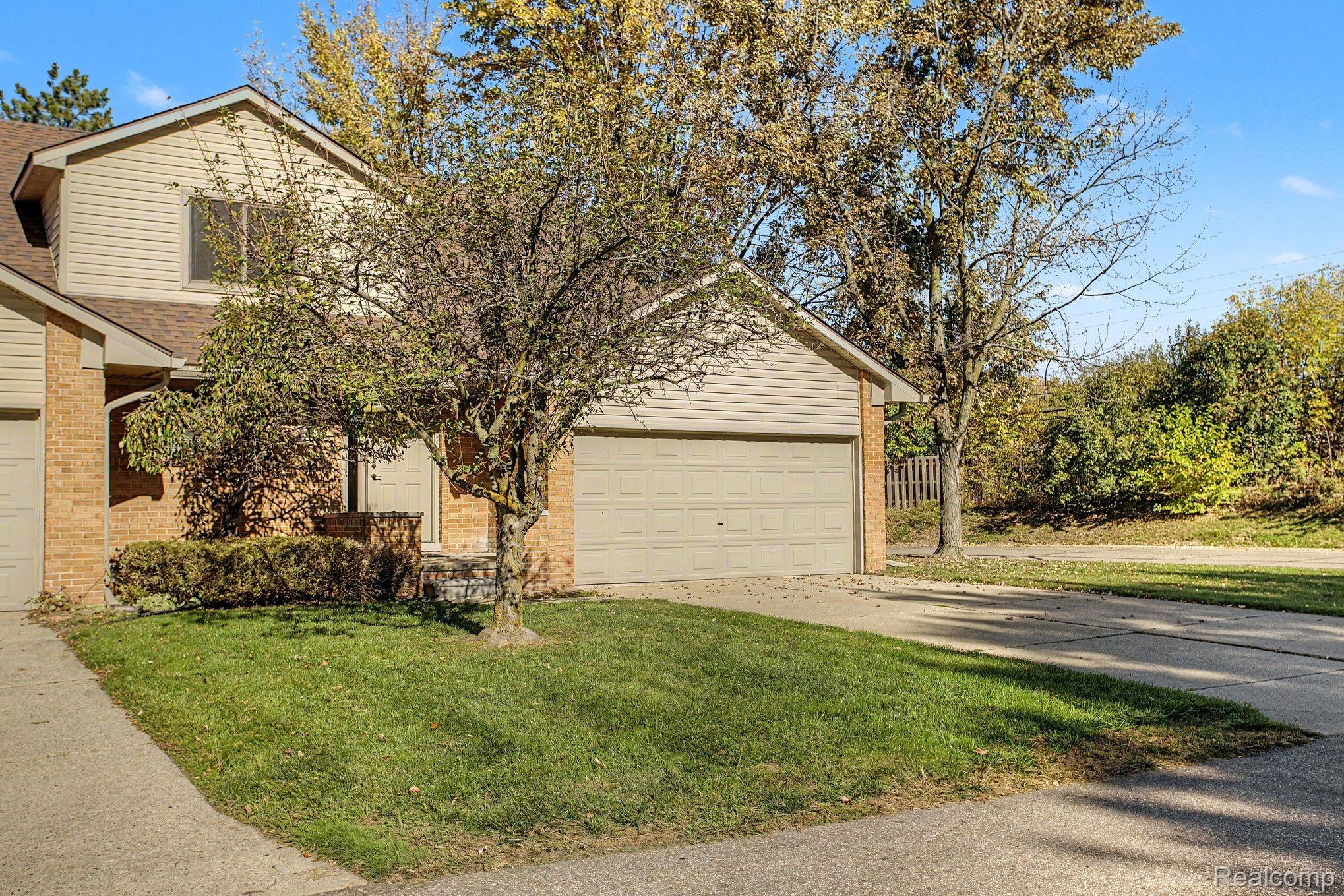 3783 Old Creek Road