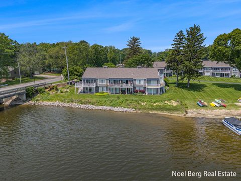 606 Edgewater Court Spring Lake Village MI 49456