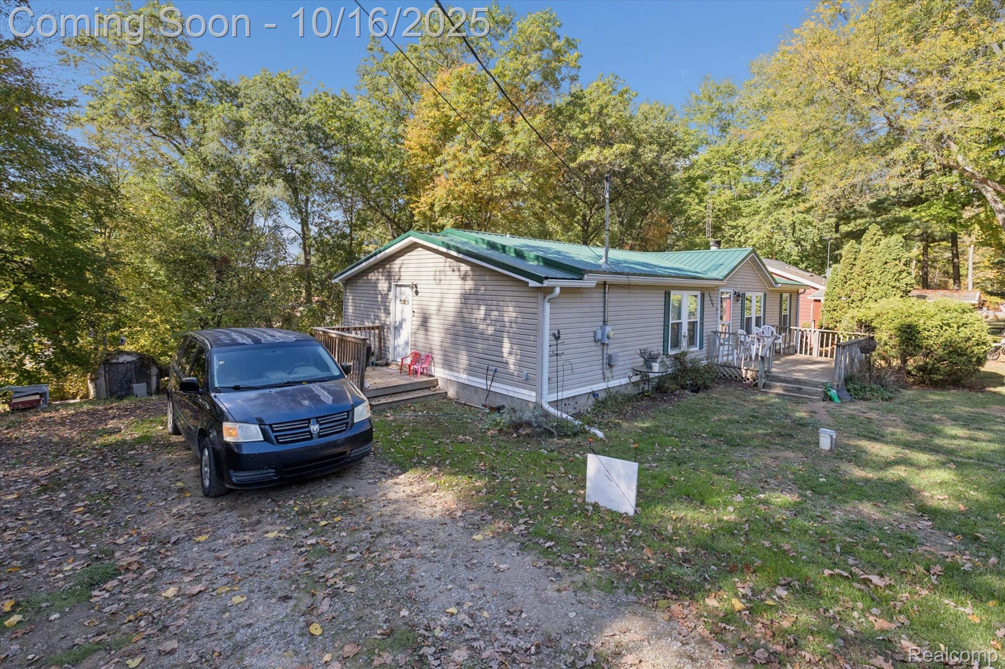 1325 Hillside Drive