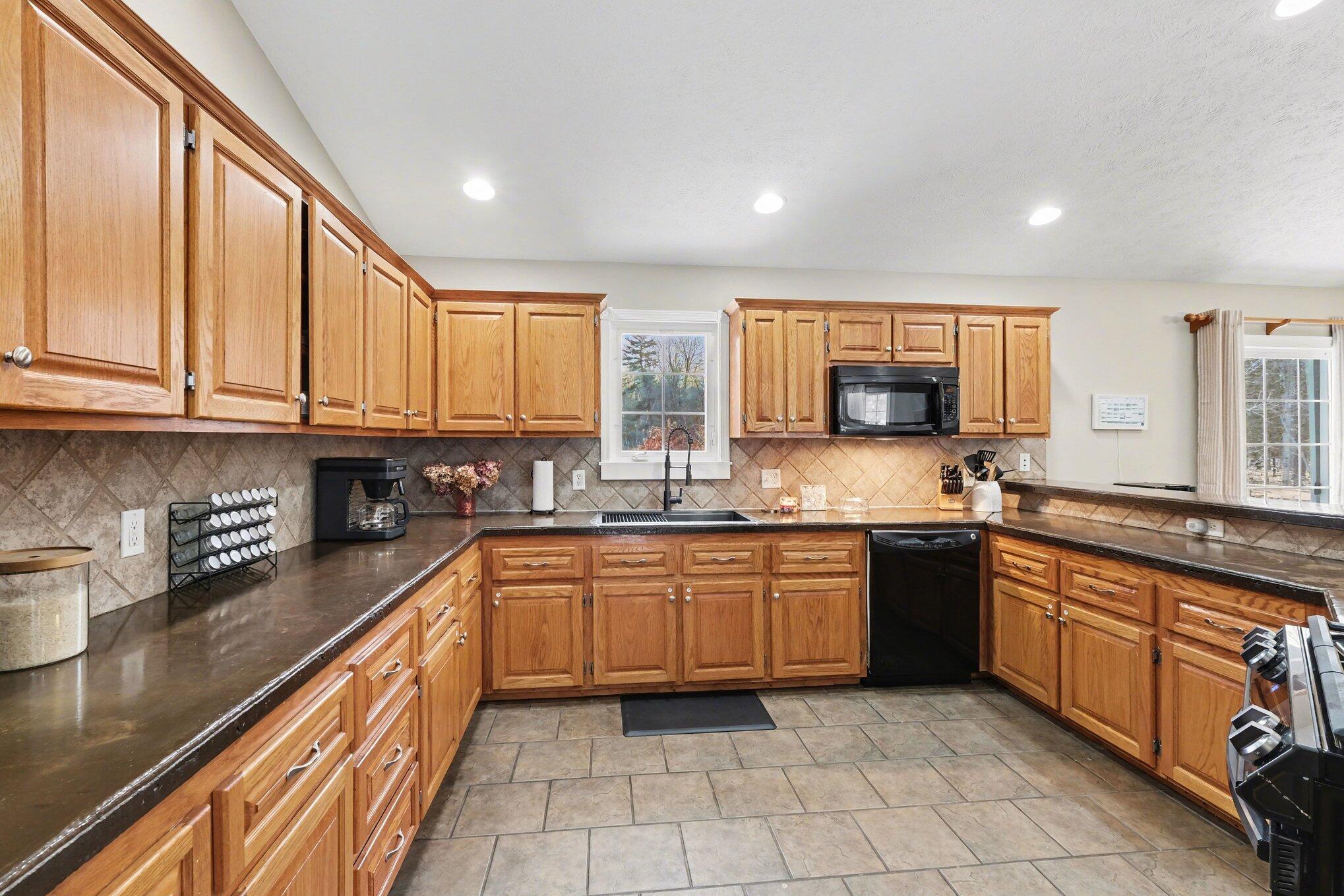 13396 Lincoln Lake Avenue NE