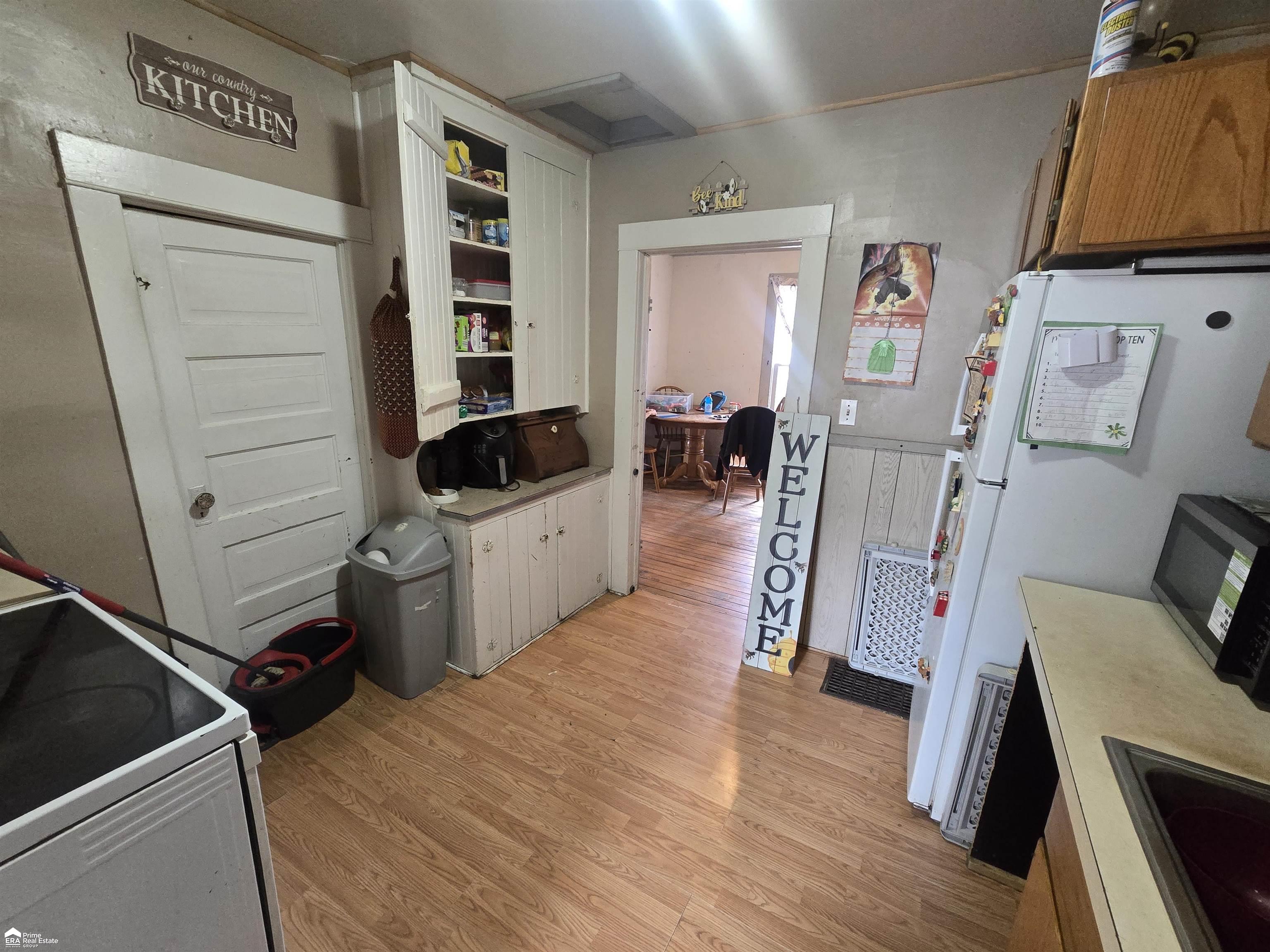258 E State Road