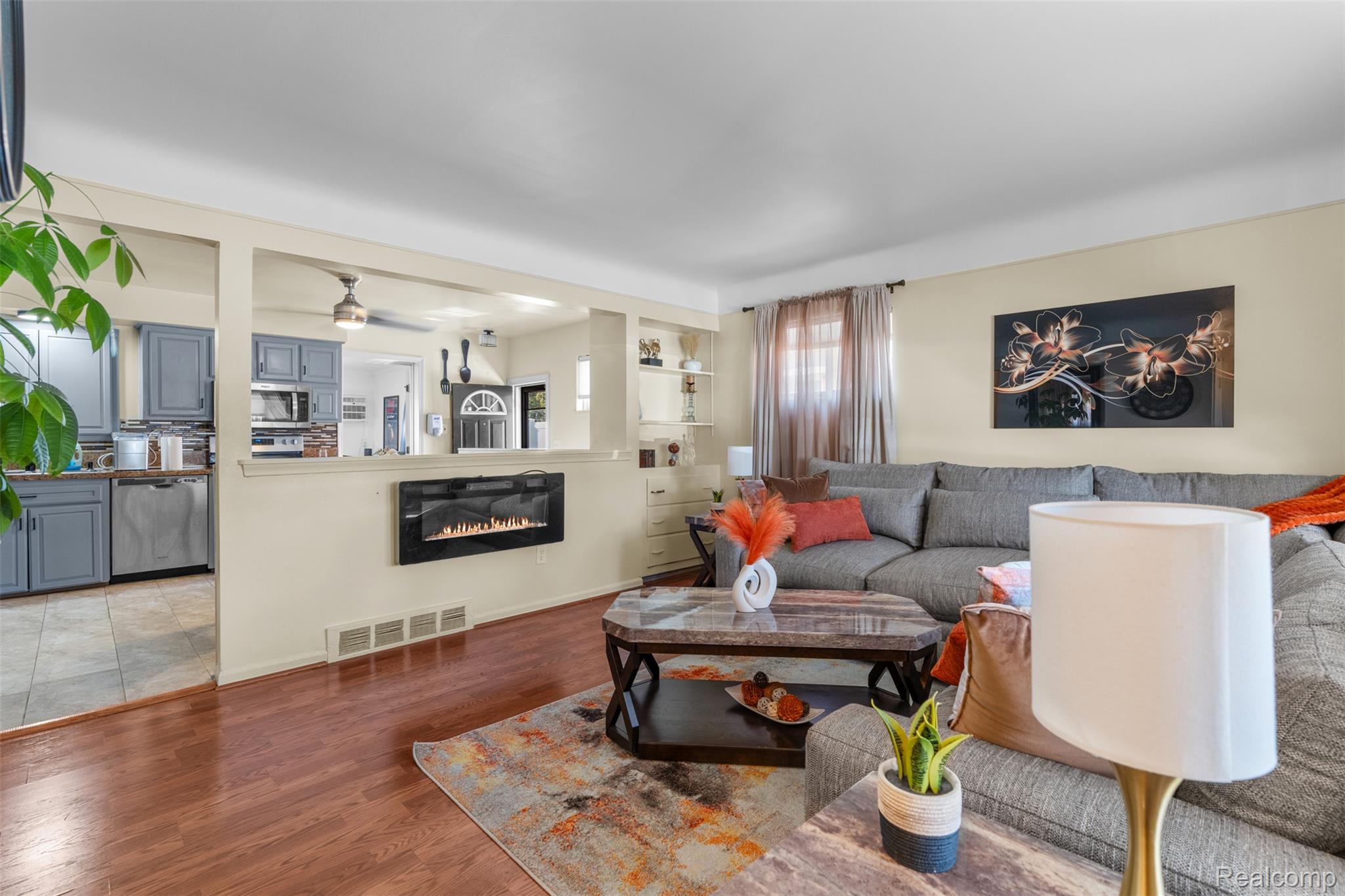 22018 Timberidge Street