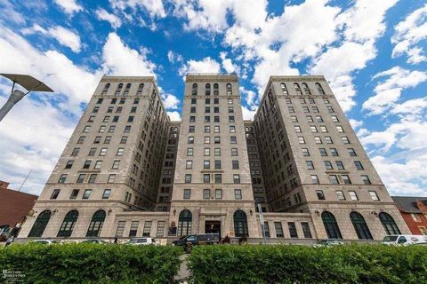 15 E Kirby Street Detroit City MI 48202