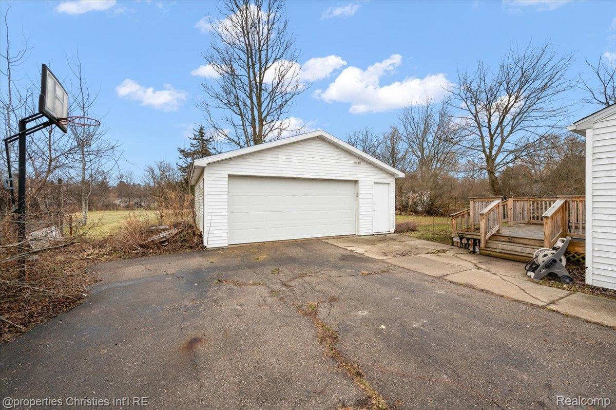 7387 Lawrence Street