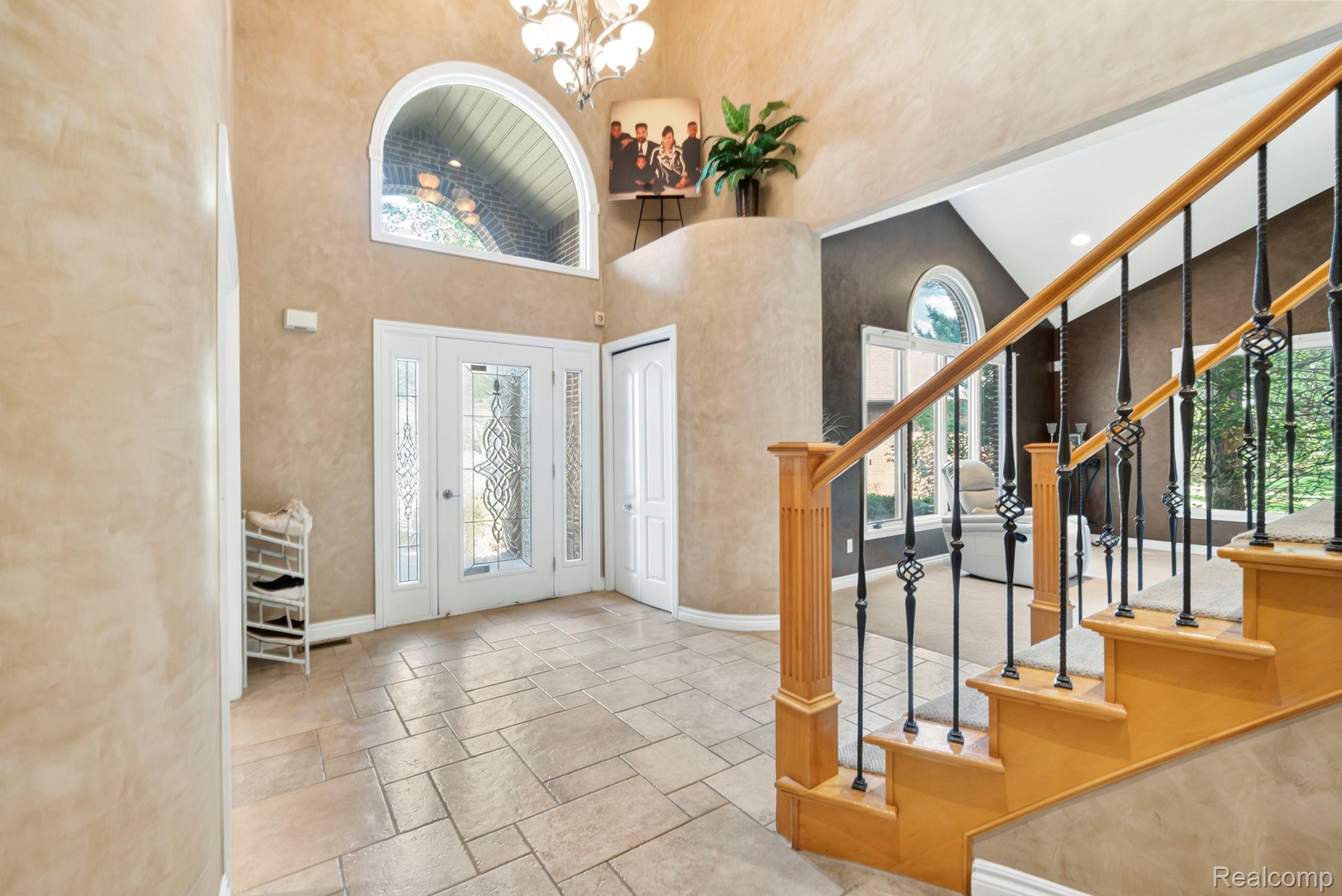 52018 Loon Court