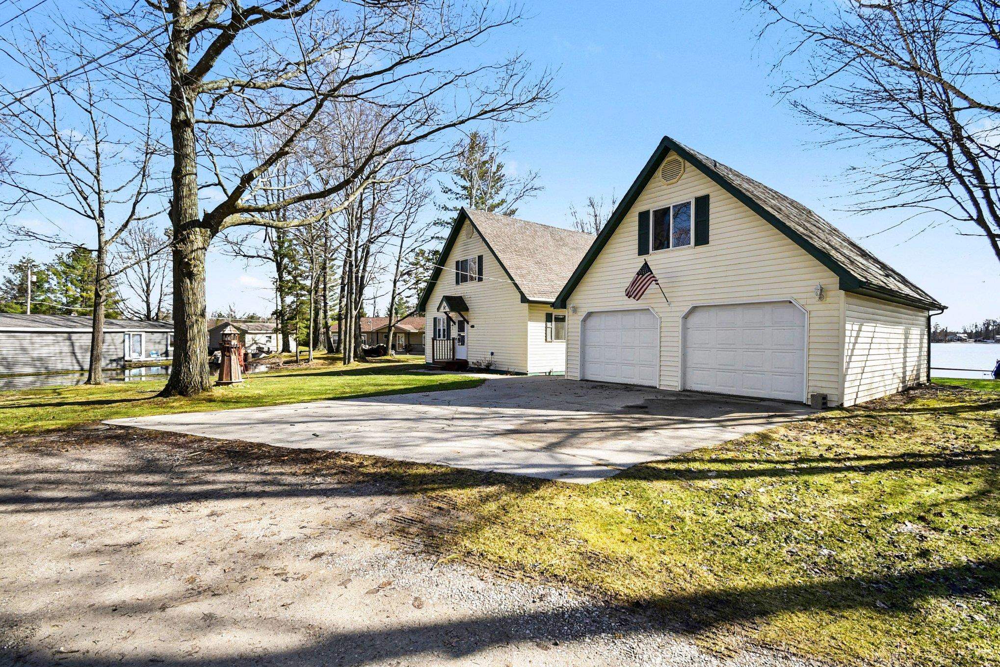 5986 Birchwood Drive