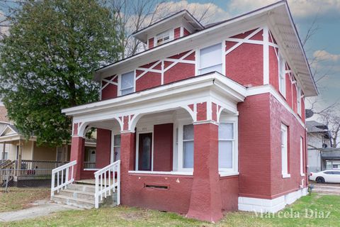 Photo of 900 Watkins Street SE, Grand Rapids City, MI 49507 (MLS # 65026010116)