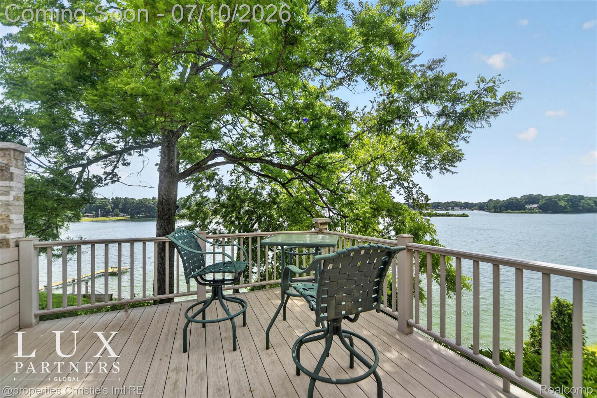 24 Hiawatha Drive