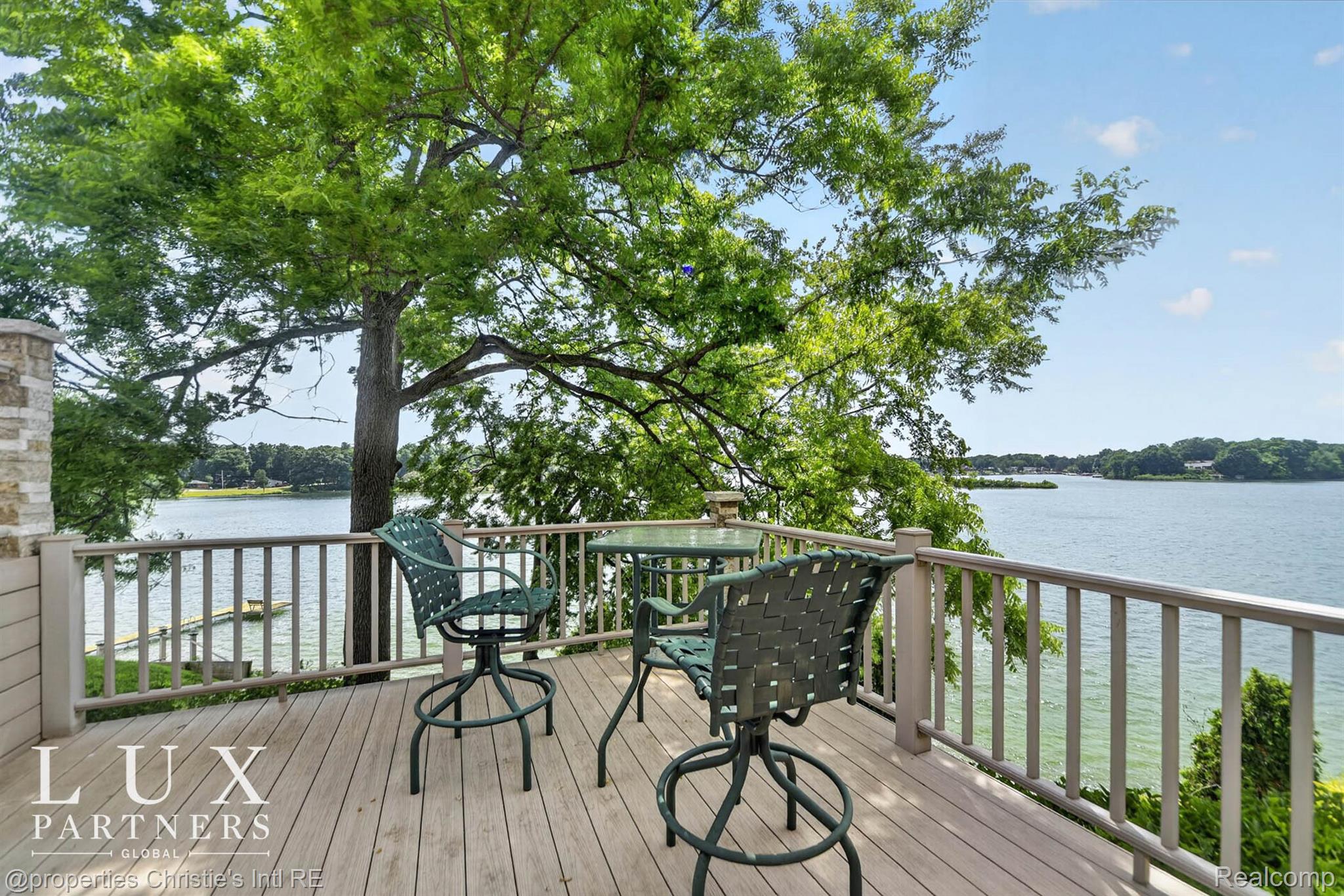 24 Hiawatha Drive