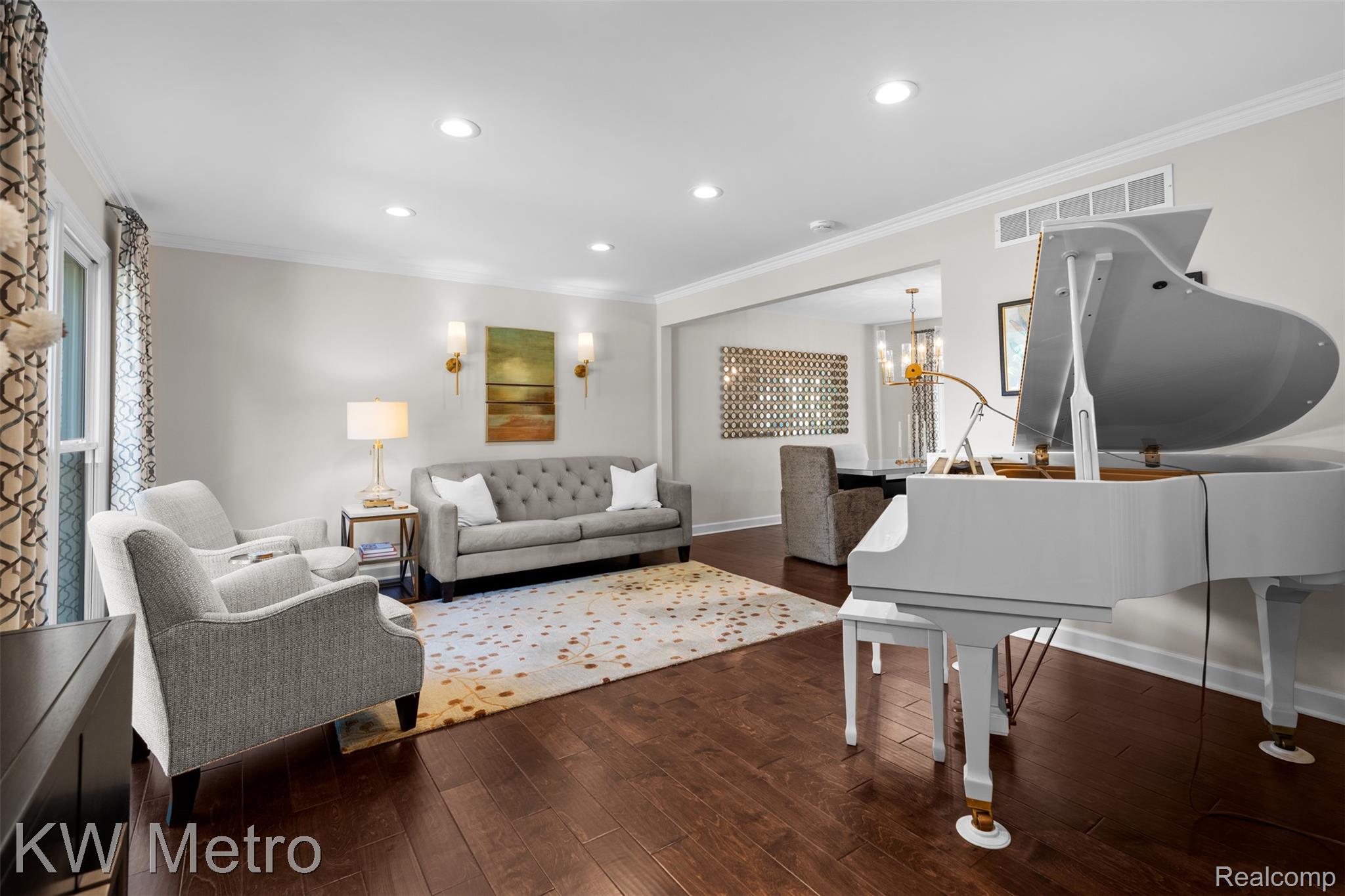 25583 Bridlepath Lane