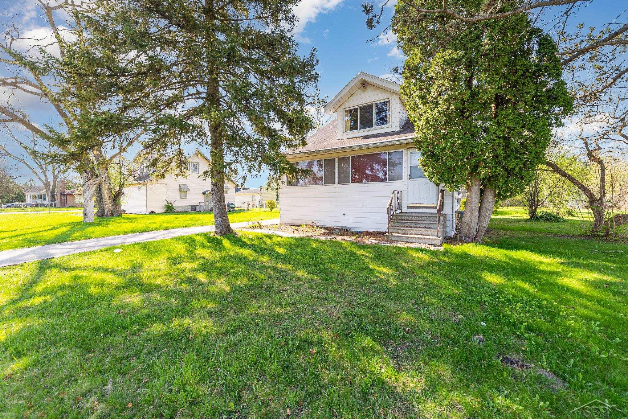 Buena Vista Charter Township Saginaw, Michigan 48601, United States, 4 Bedrooms Bedrooms, ,1 BathroomBathrooms,Residential,Active,122068