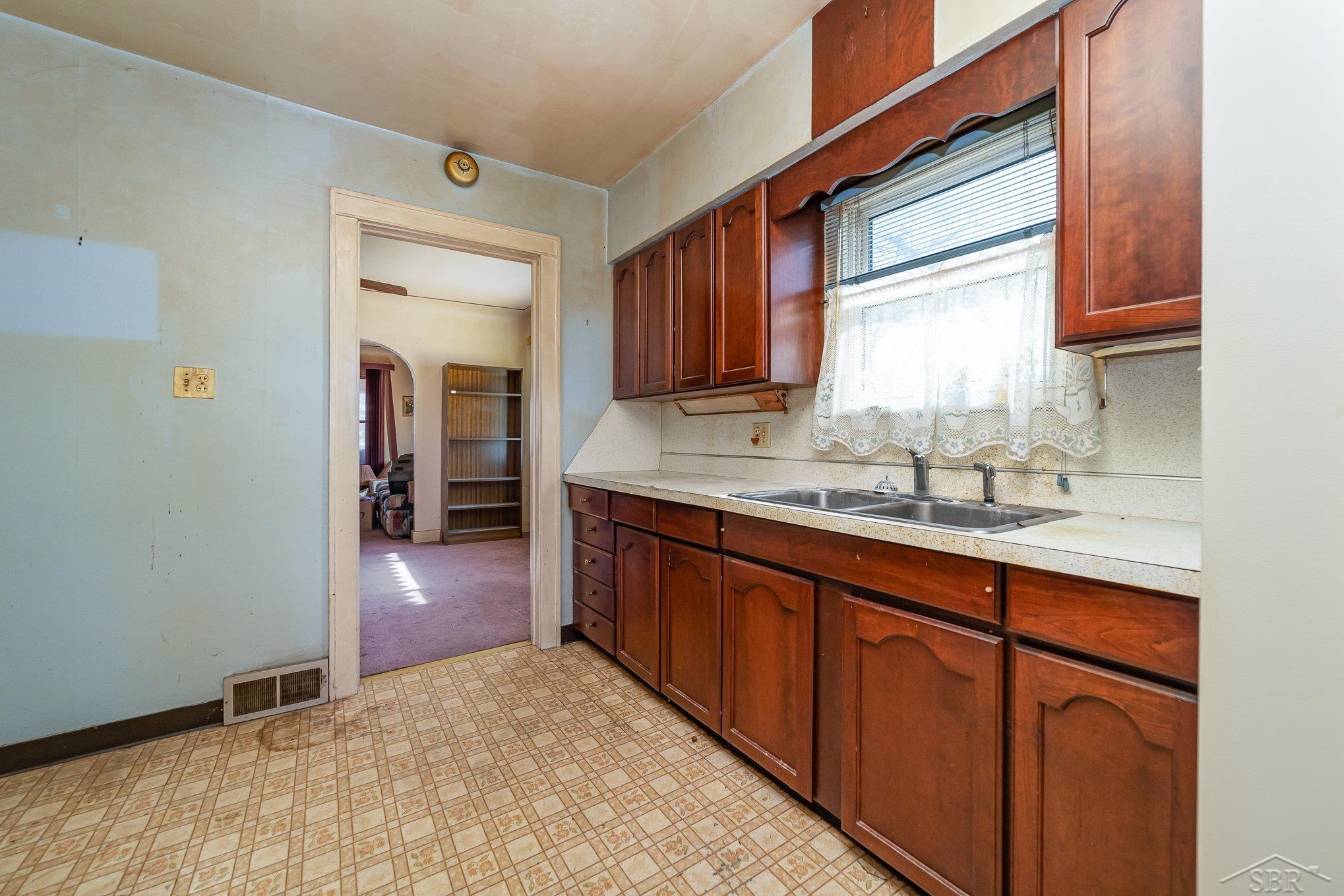 Buena Vista Charter Township Saginaw, Michigan 48601, United States, 4 Bedrooms Bedrooms, ,1 BathroomBathrooms,Residential,Active,122068