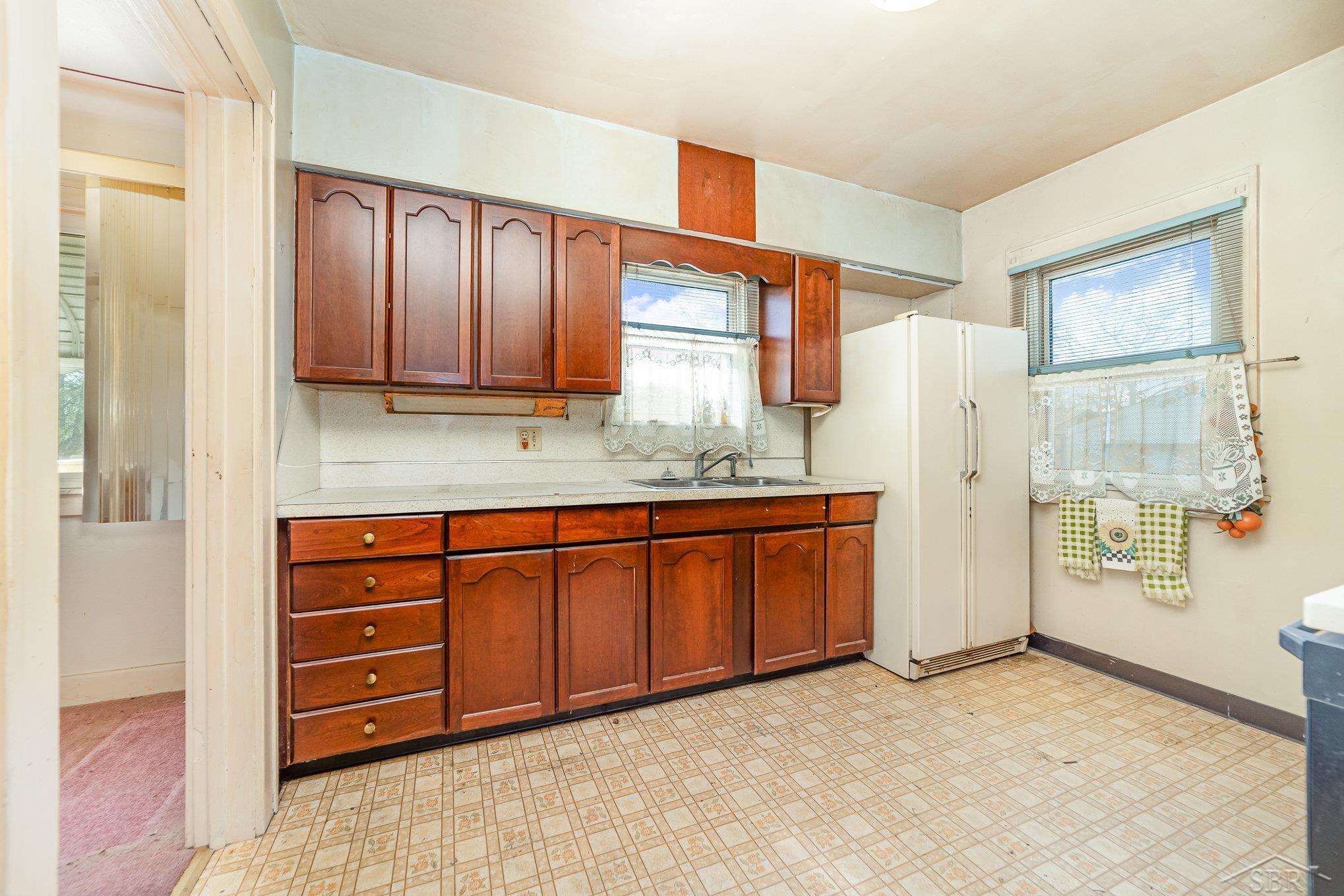 Buena Vista Charter Township Saginaw, Michigan 48601, United States, 4 Bedrooms Bedrooms, ,1 BathroomBathrooms,Residential,Active,122068