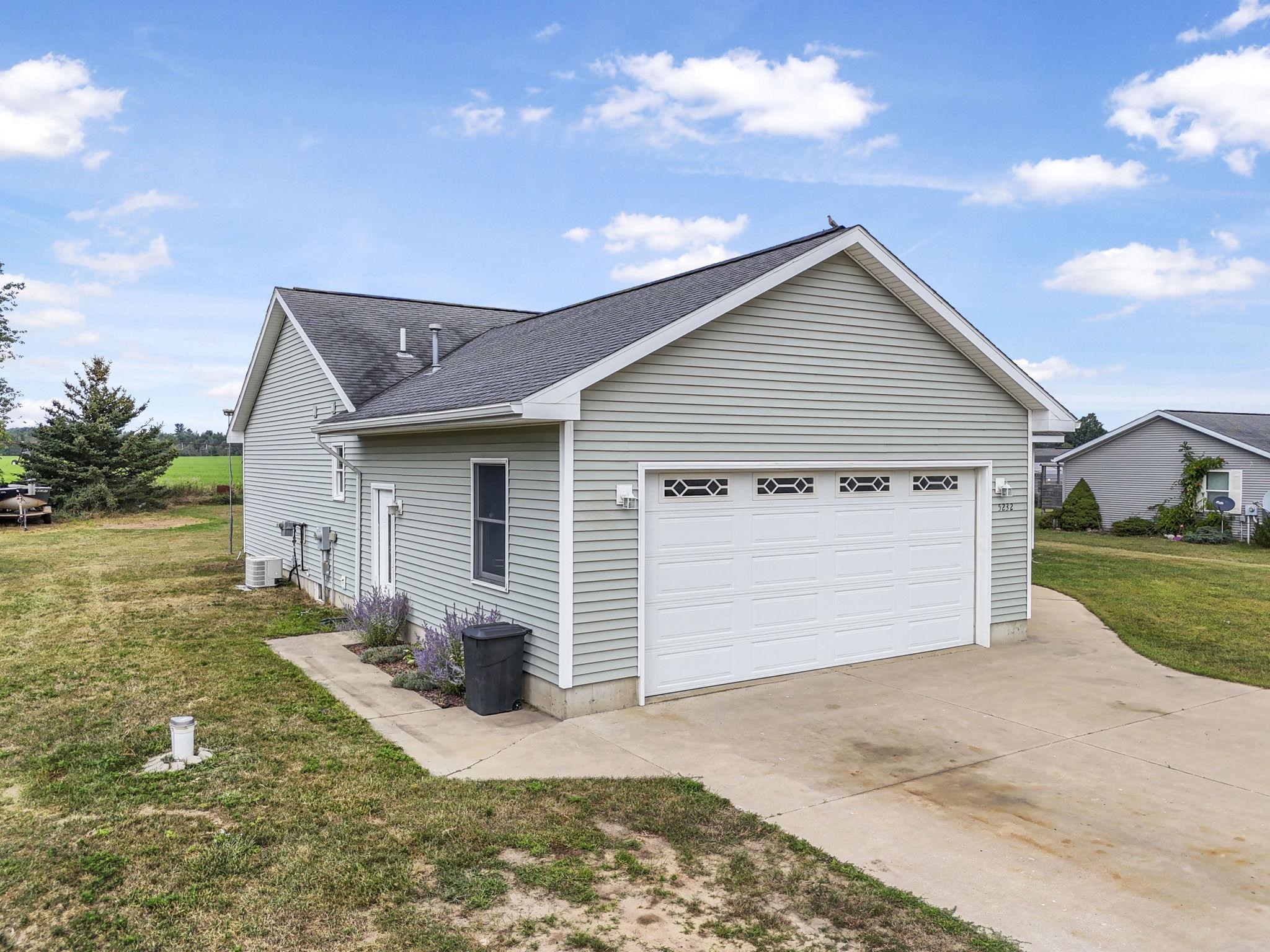 5232 S North Country Drive