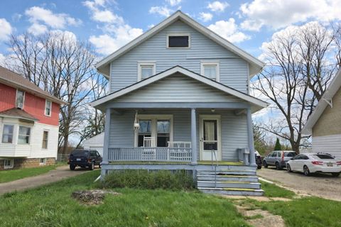 Photo of 856 Capital Avenue NE, Battle Creek City, MI 49017 (MLS # 66026015406)