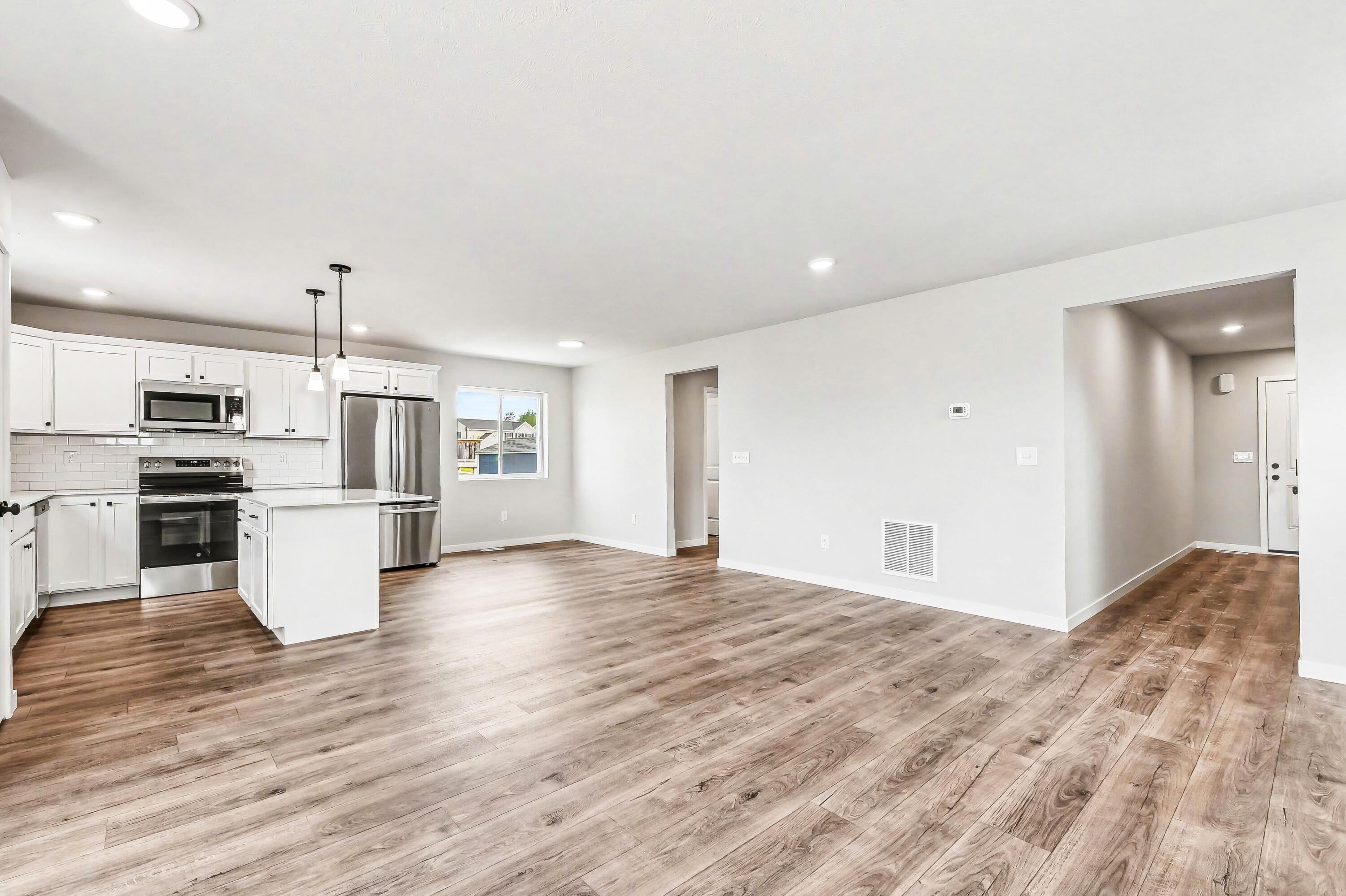 383 Pinery Lane