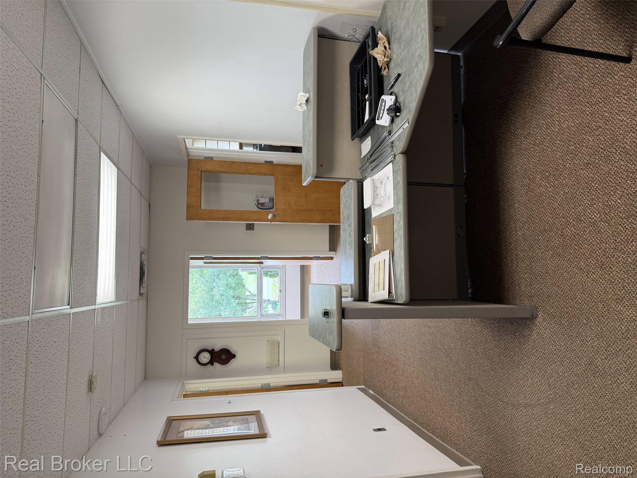 1996 W Oregon Street