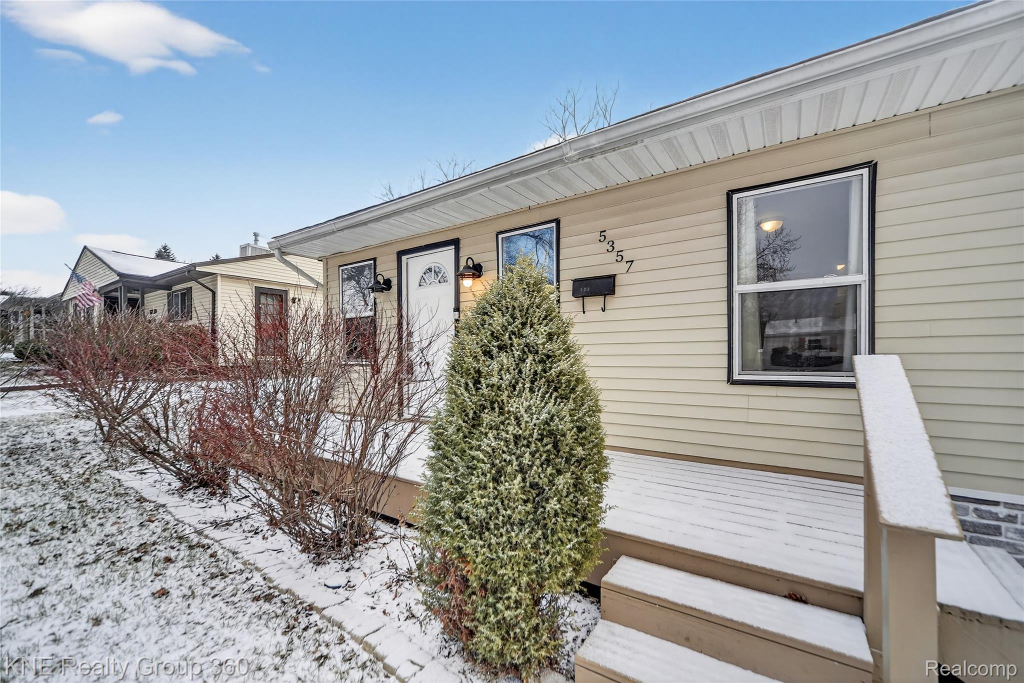 5357 Military Avenue