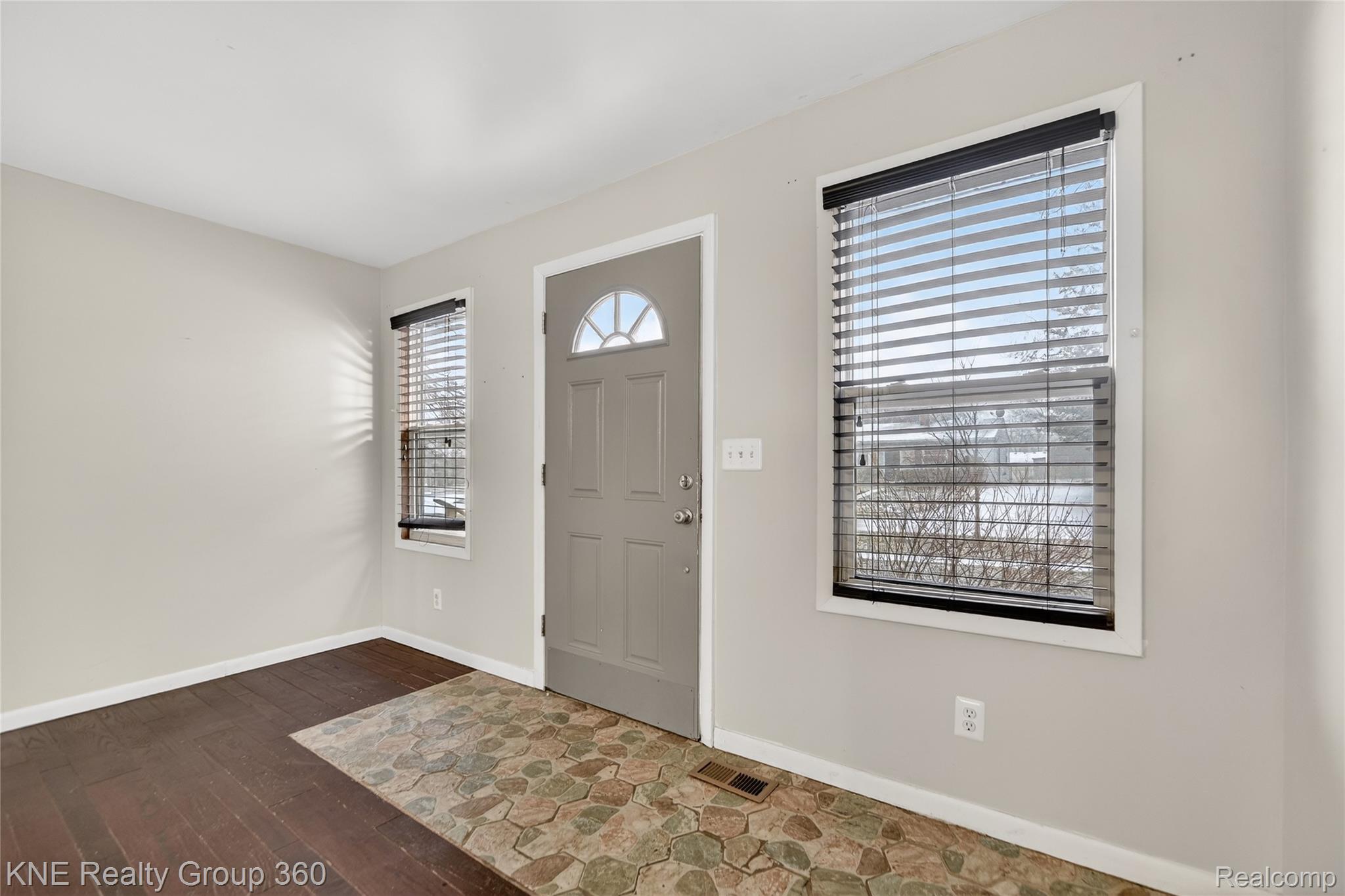 5357 Military Avenue