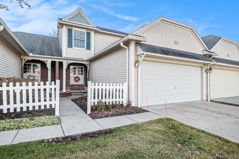 620 Shoreline Drive Fenton City MI 48430